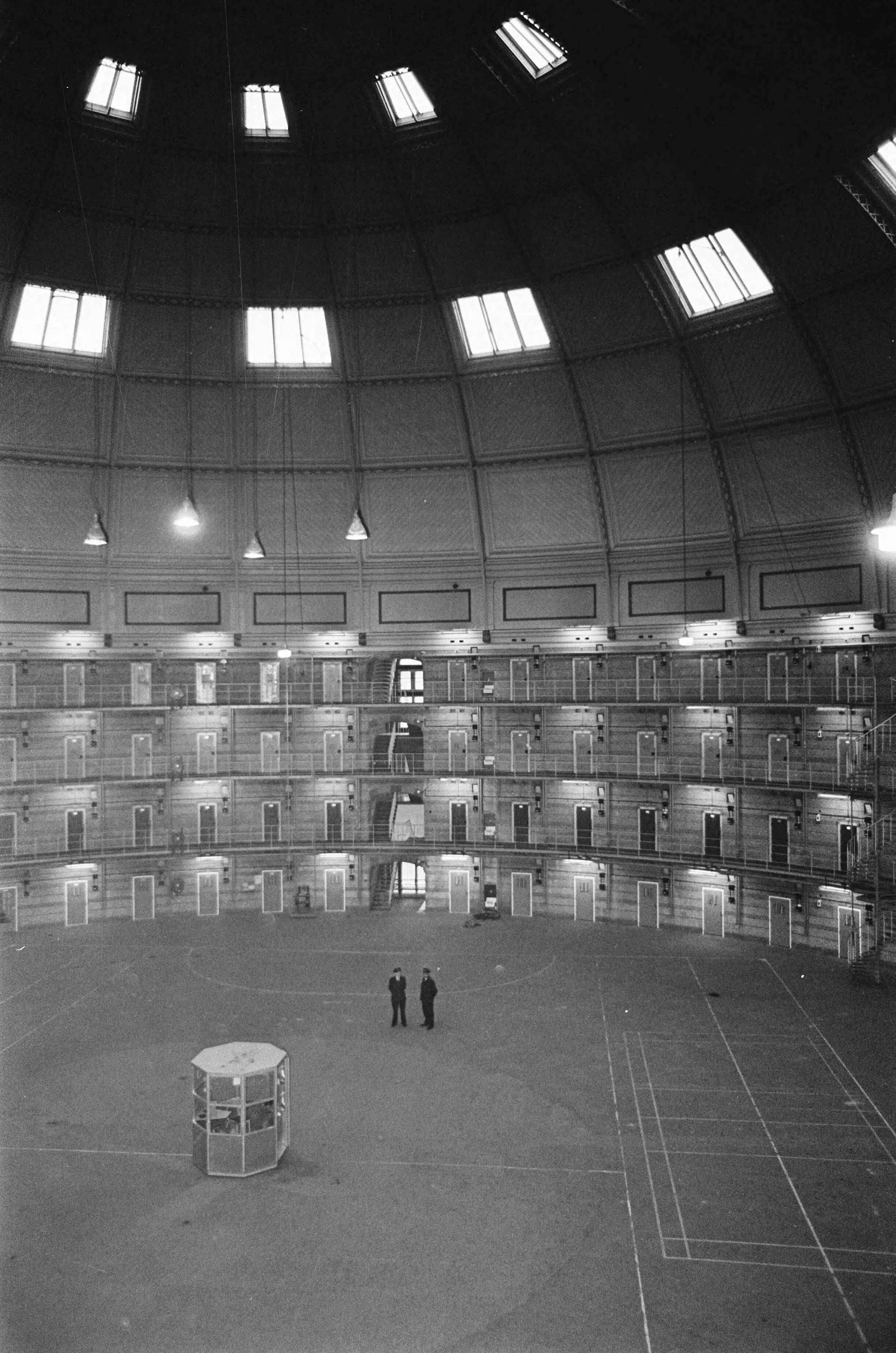 Fotocollectie Anefo — Gevangenis te Breda, in en exterieurs — Foto: Nijs, Jac. de / Anefo. Licentie: Set B: Rechtenvrij / Publiek Domein. Bron: Nationaal Archief. http://hdl.handle.net/10648/ab0fbb72-d0b4-102d-bcf8-003048976d84