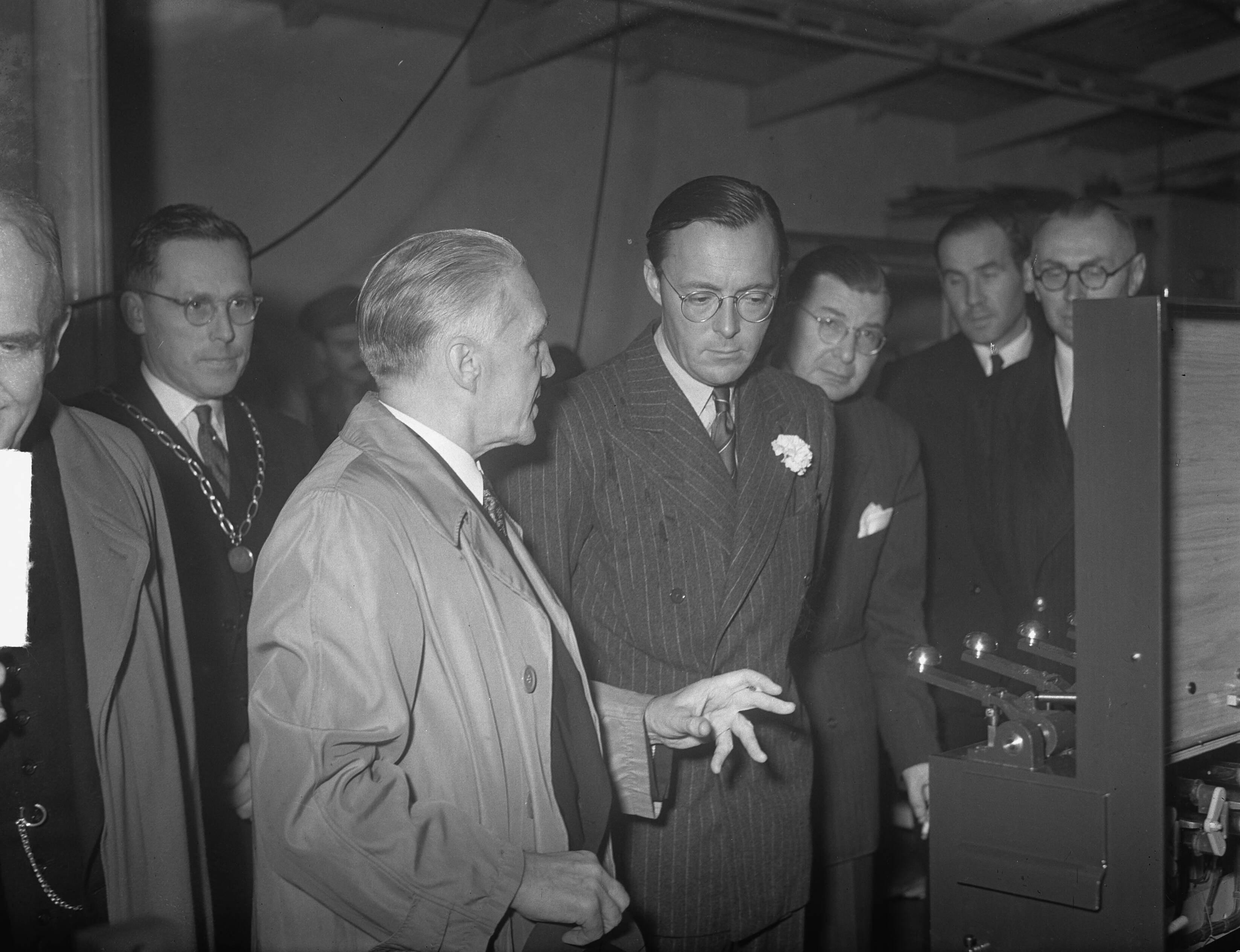 Bezoek van prins Bernhard aan Alkmaar — Prins Bernhard in Alkmaar — Foto: Pot, Harry / Anefo. Licentie: Set B: Rechtenvrij / Publiek Domein. Bron: Nationaal Archief. http://hdl.handle.net/10648/a8df0934-d0b4-102d-bcf8-003048976d84