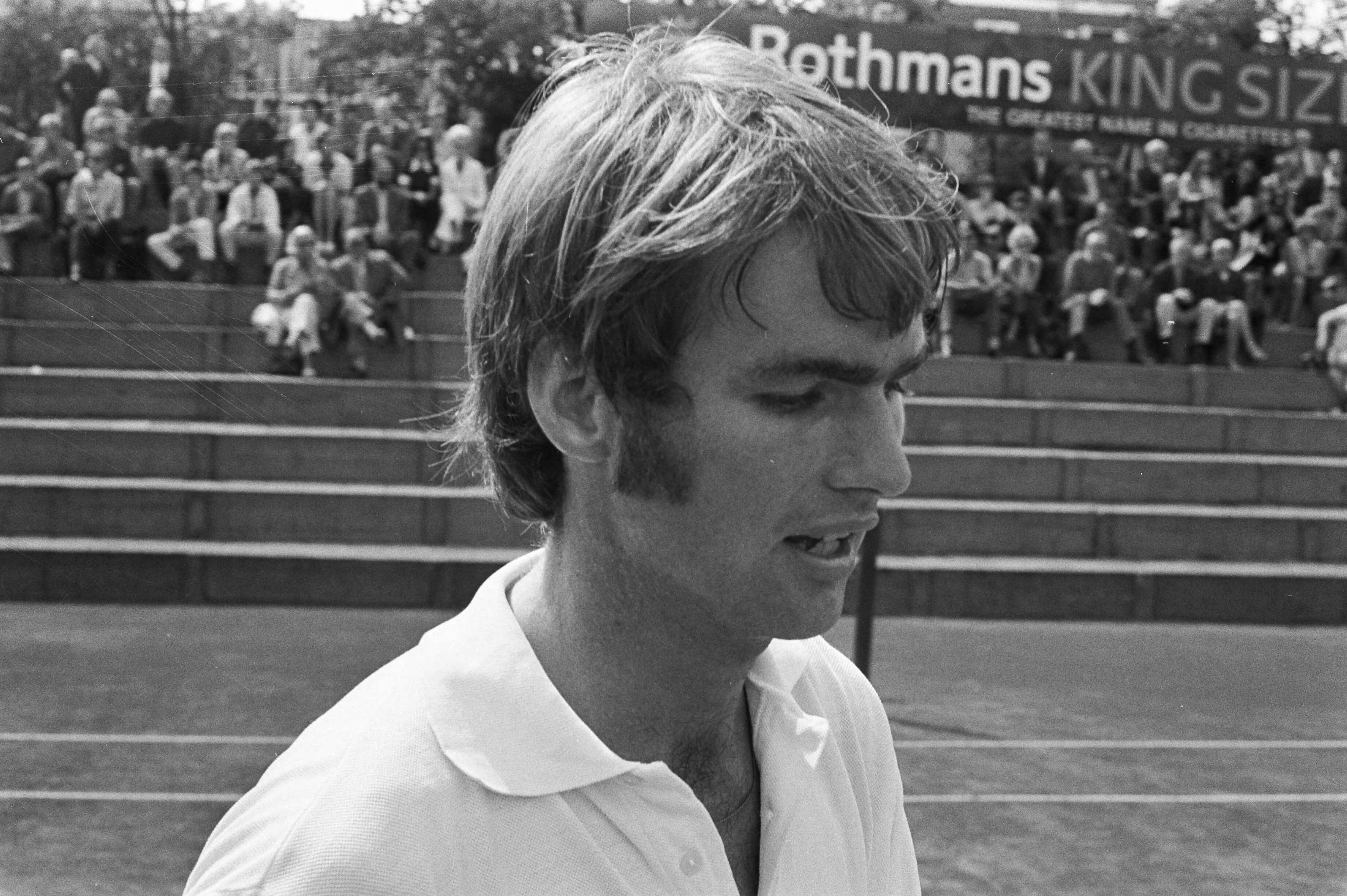 Fotocollectie Anefo — Nederlandse tenniskampioenschappen 1971 Scheveningen — Foto: Punt, W. / Anefo. Licentie: Set B: Rechtenvrij / Publiek Domein. Bron: Nationaal Archief. http://hdl.handle.net/10648/abc9f3b6-d0b4-102d-bcf8-003048976d84