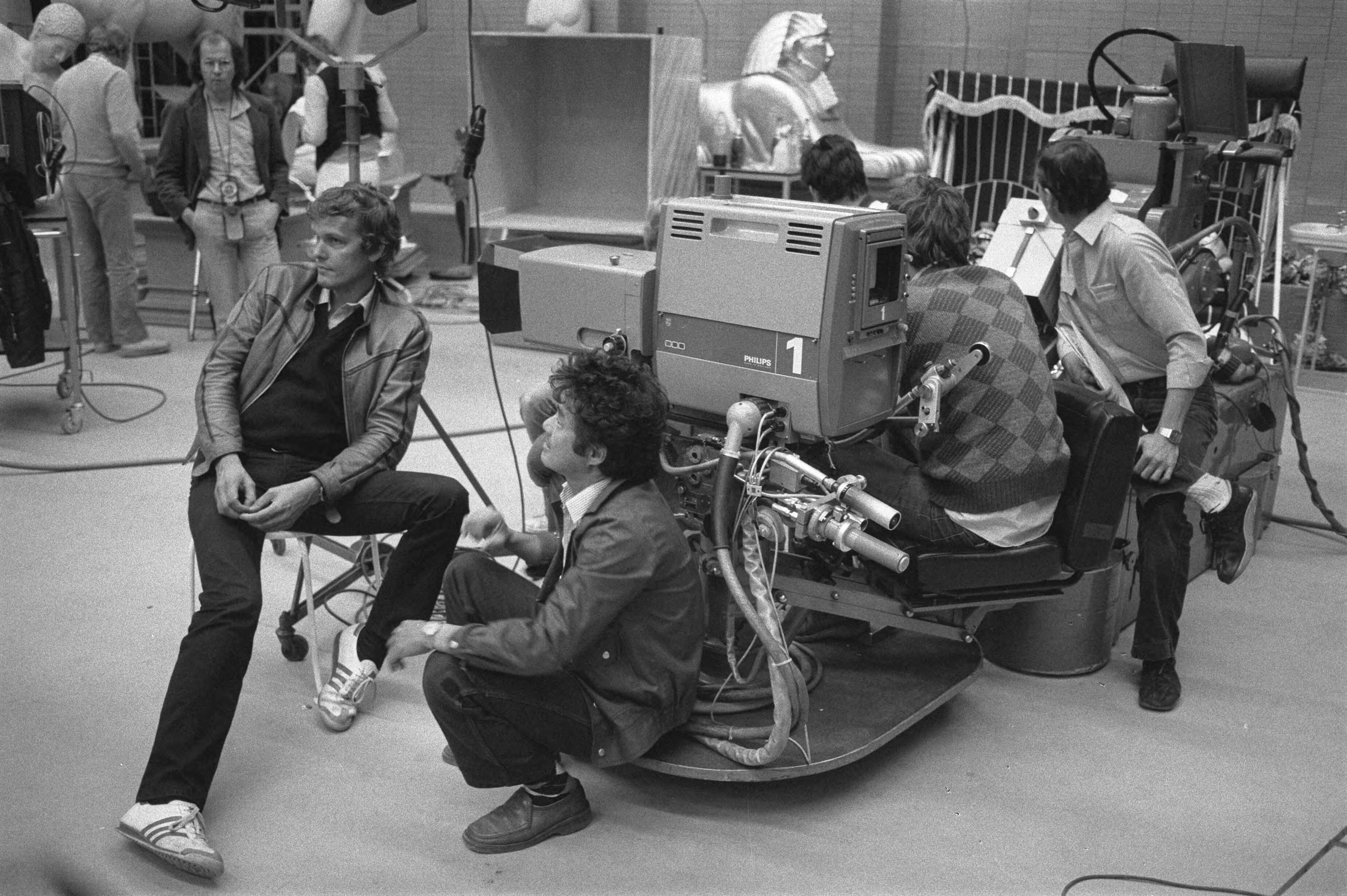 Fotocollectie Anefo — Twaalfurige staking omroeppersoneel in Hilversum — Foto: Antonisse, Marcel / Anefo. Licentie: Set B: Rechtenvrij / Publiek Domein. Bron: Nationaal Archief. http://hdl.handle.net/10648/ad19a70c-d0b4-102d-bcf8-003048976d84