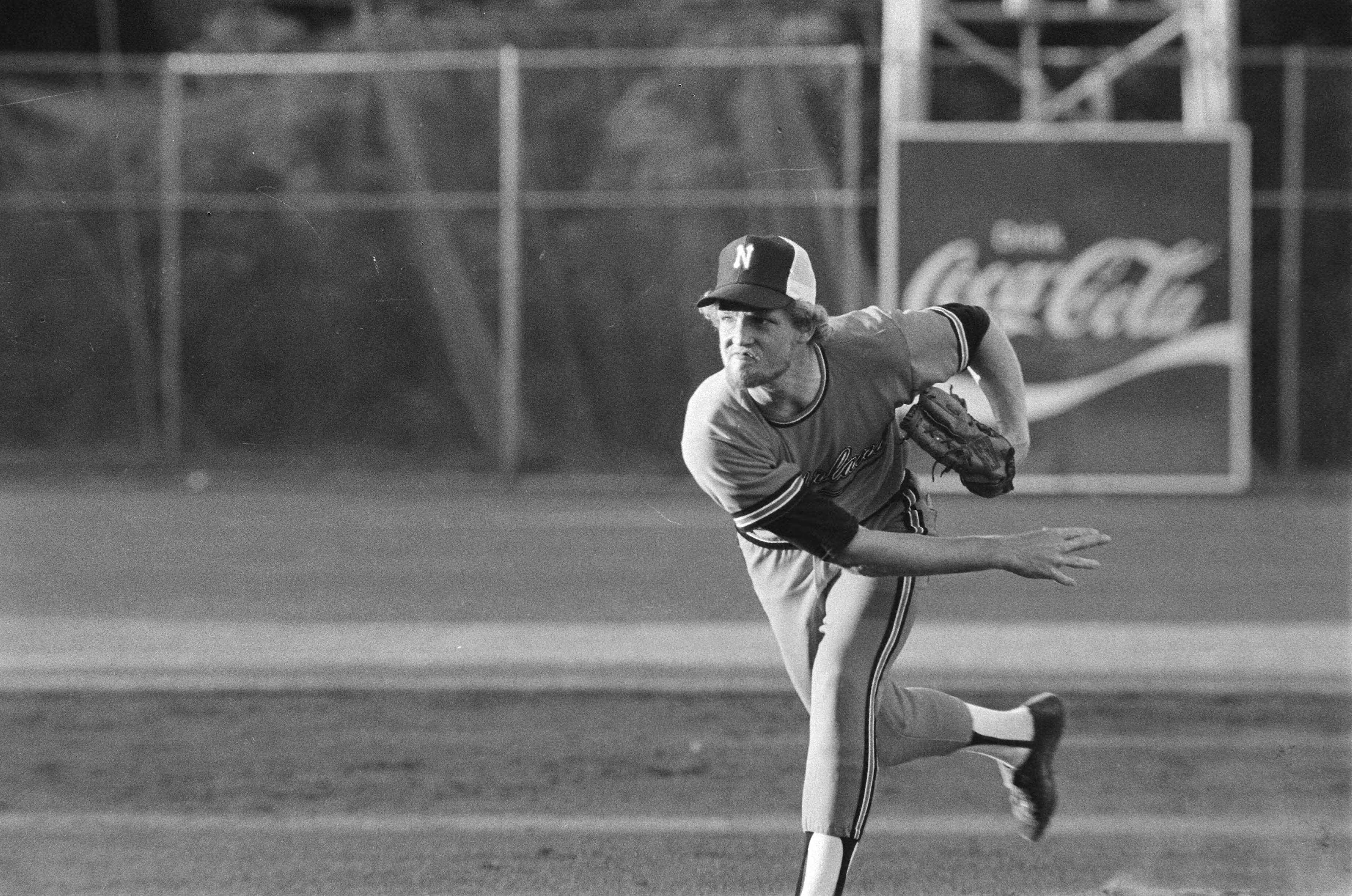 Fotocollectie Anefo — Haarlemse honkbalweek Nederland tegen Japan; werper Martin Ronnerbergh in actie — Foto: Verhoeff, Bert / Anefo. Licentie: Set B: Rechtenvrij / Publiek Domein. Bron: Nationaal Archief. http://hdl.handle.net/10648/acba1f9e-d0b4-102d-bcf8-003048976d84