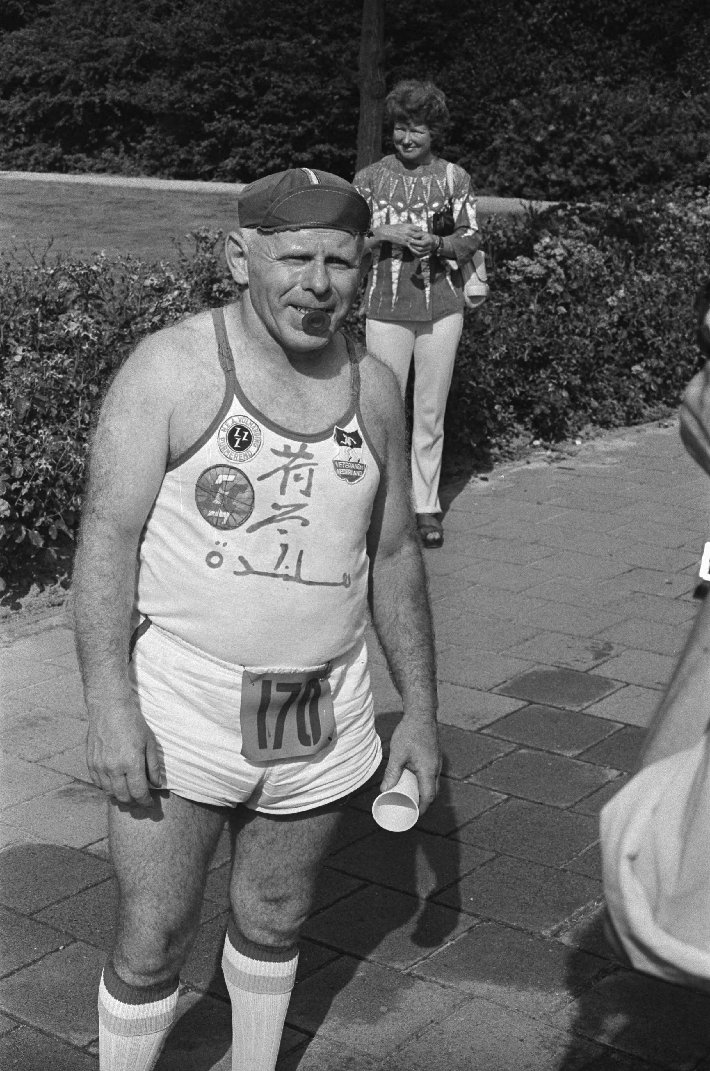 Fotocollectie Anefo — Nederlandse kampioenschappen 25 kilometer hardlopen in Winschoten — Foto: Punt, W. / Anefo. Licentie: Set B: Rechtenvrij / Publiek Domein. Bron: Nationaal Archief. http://hdl.handle.net/10648/ac52e00e-d0b4-102d-bcf8-003048976d84