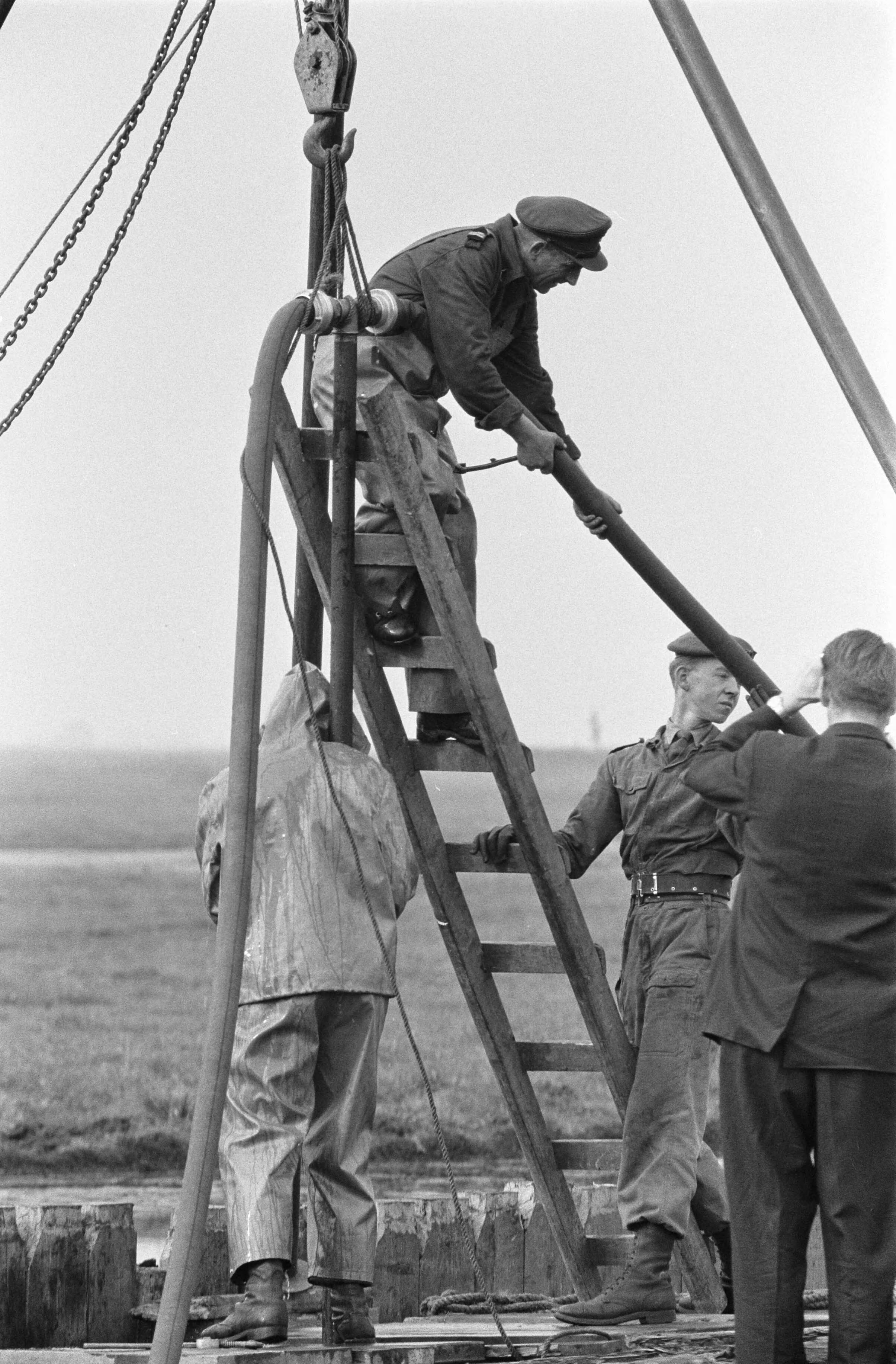 Fotocollectie Anefo — Gat te Wormer — Foto: Rossem, Wim van / Anefo. Licentie: Set B: Rechtenvrij / Publiek Domein. Bron: Nationaal Archief. http://hdl.handle.net/10648/a99fb13e-d0b4-102d-bcf8-003048976d84