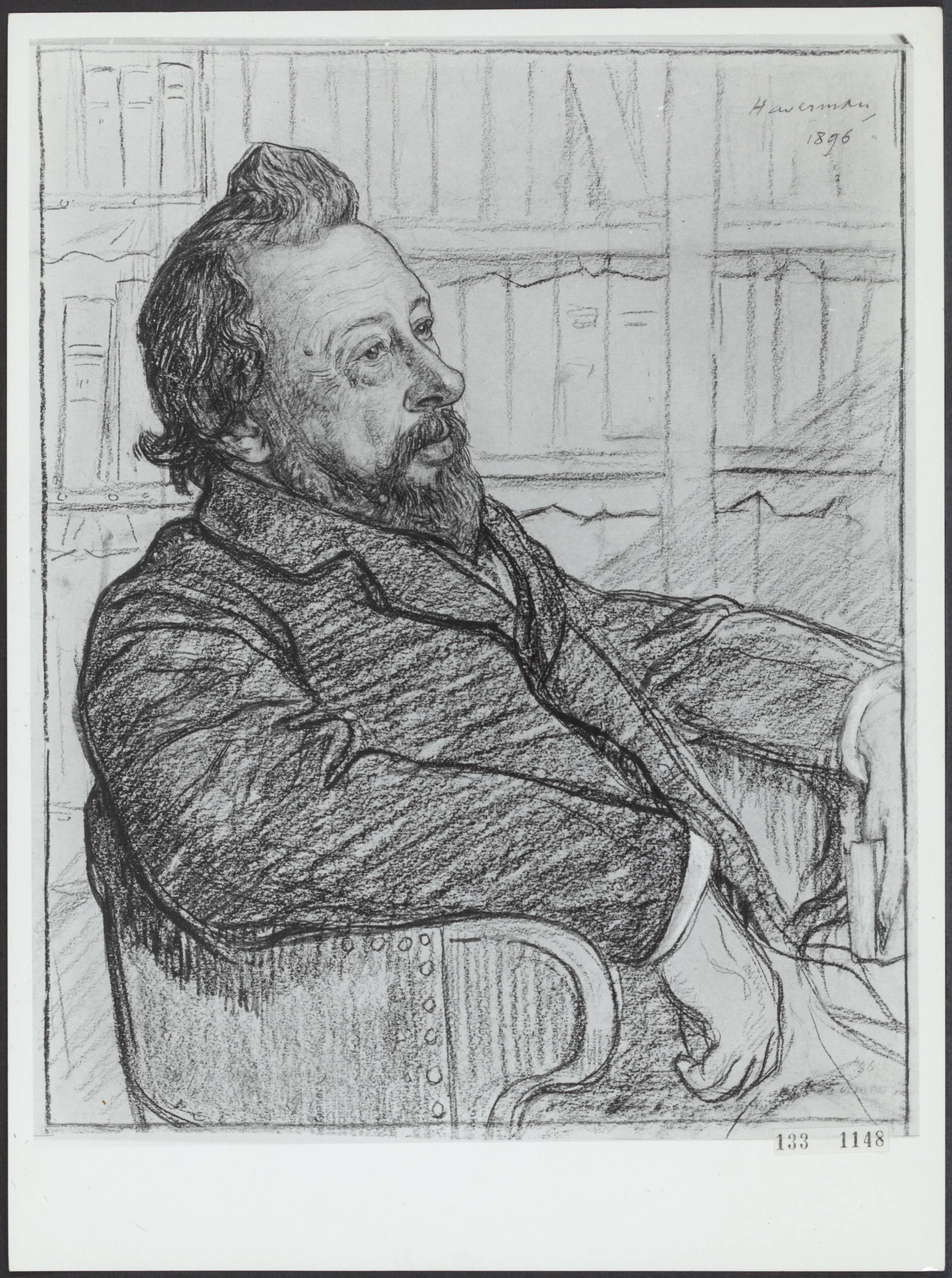 Fotocollectie Rijksvoorlichtingsdienst Eigen — Den Haag. Gemeentemuseum: portret van prof. dr. J.H.C. Kern (1833-1919) orientalist en hoogleraar te Leiden; tekening van H.J.Haverman (1858-1928) — Foto: Gemeentemuseum Den Haag. Licentie: Set B: Rechtenvrij / Publiek Domein. Bron: Nationaal Archief. http://hdl.handle.net/10648/af58688c-d0b4-102d-bcf8-003048976d84
