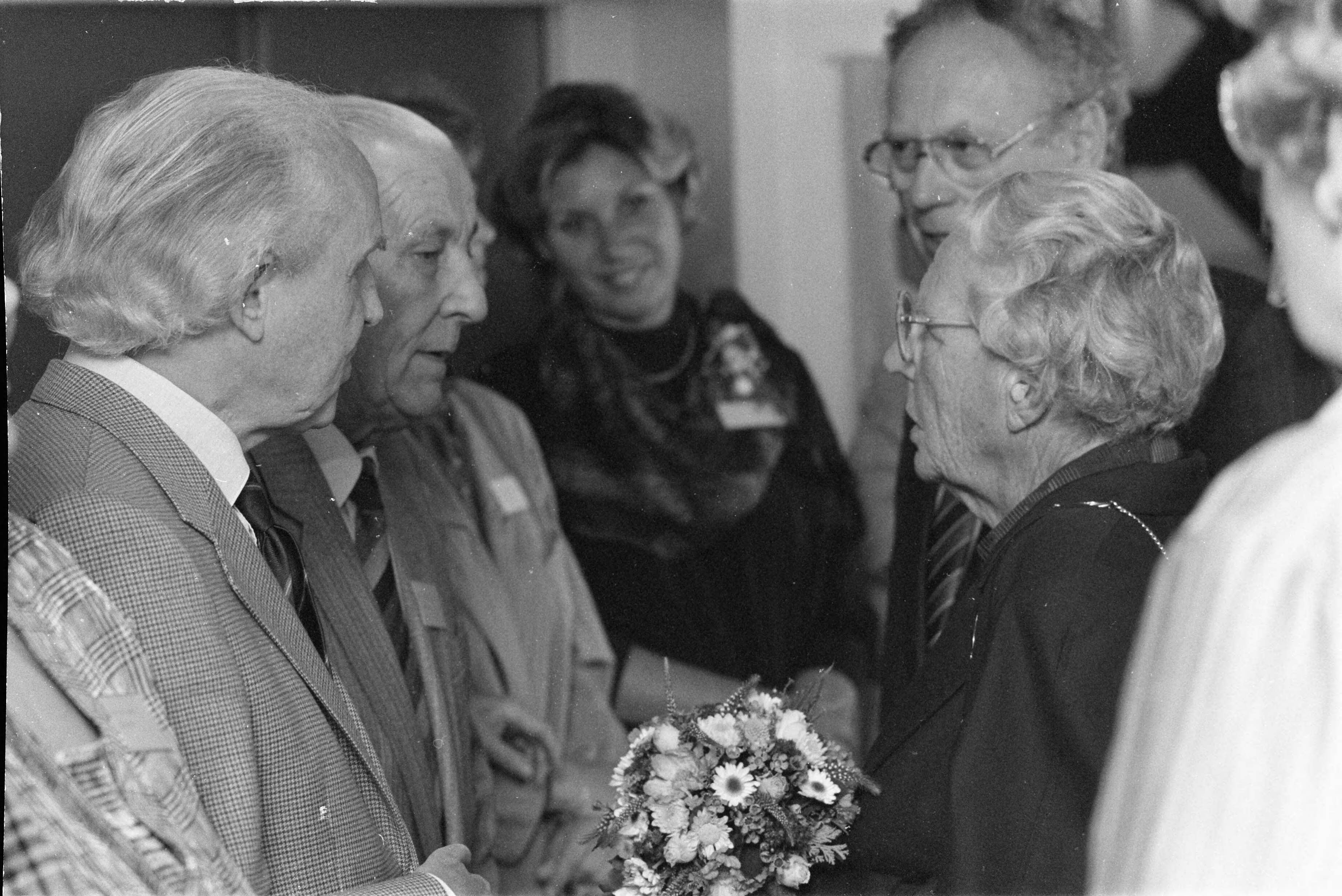 Fotocollectie Anefo — Prinses Juliana opent dagopvang visueel gehandicapten in Zeist — Foto: Bogaerts, Rob / Anefo. Licentie: Set B: Rechtenvrij / Publiek Domein. Bron: Nationaal Archief. http://hdl.handle.net/10648/ad6cfaf6-d0b4-102d-bcf8-003048976d84