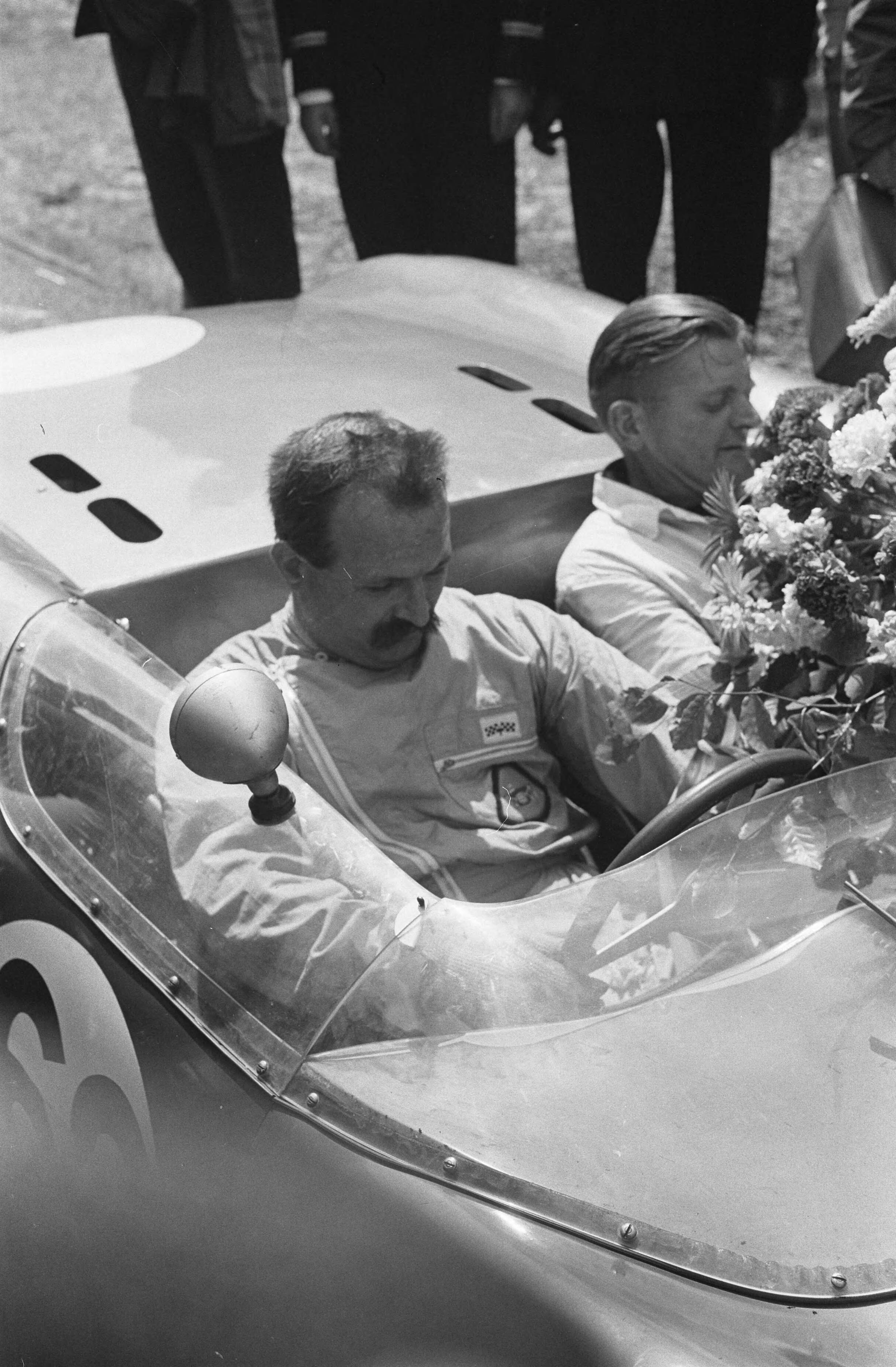 Fotocollectie Anefo — Grand Prix te Zandvoort. Jim Clark — Foto: Pot, Harry / Anefo. Licentie: Set B: Rechtenvrij / Publiek Domein. Bron: Nationaal Archief. http://hdl.handle.net/10648/aa3bf120-d0b4-102d-bcf8-003048976d84