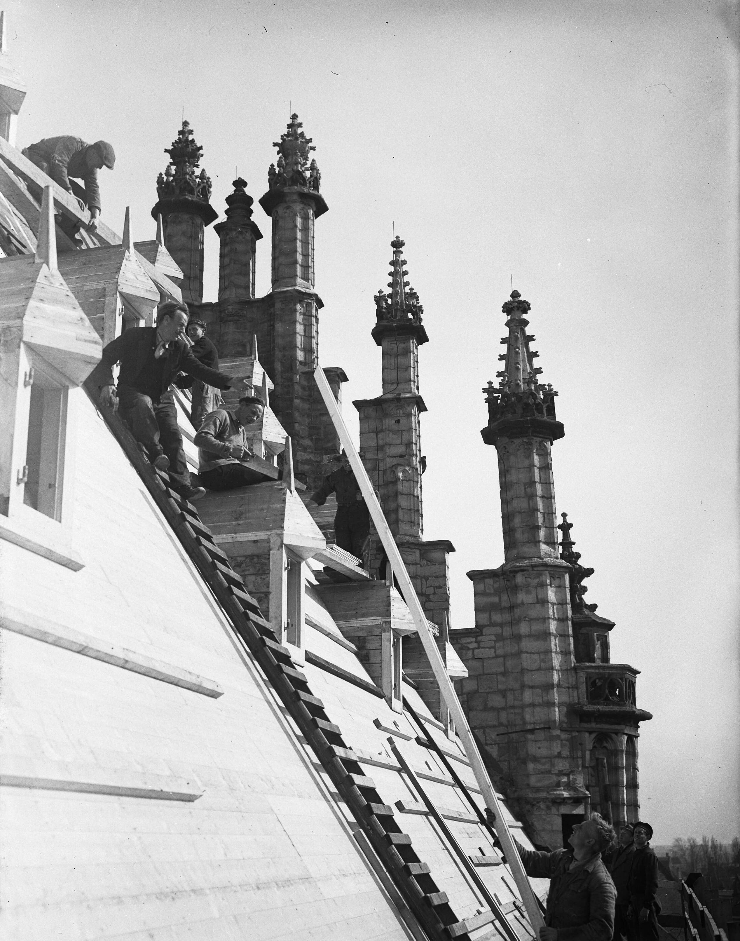 Fotocollectie Anefo — Restauratie Stadhuis Middelburg — Foto: Moedrik, D. / Anefo. Licentie: Set B: Rechtenvrij / Publiek Domein. Bron: Nationaal Archief. http://hdl.handle.net/10648/a8b4fe96-d0b4-102d-bcf8-003048976d84