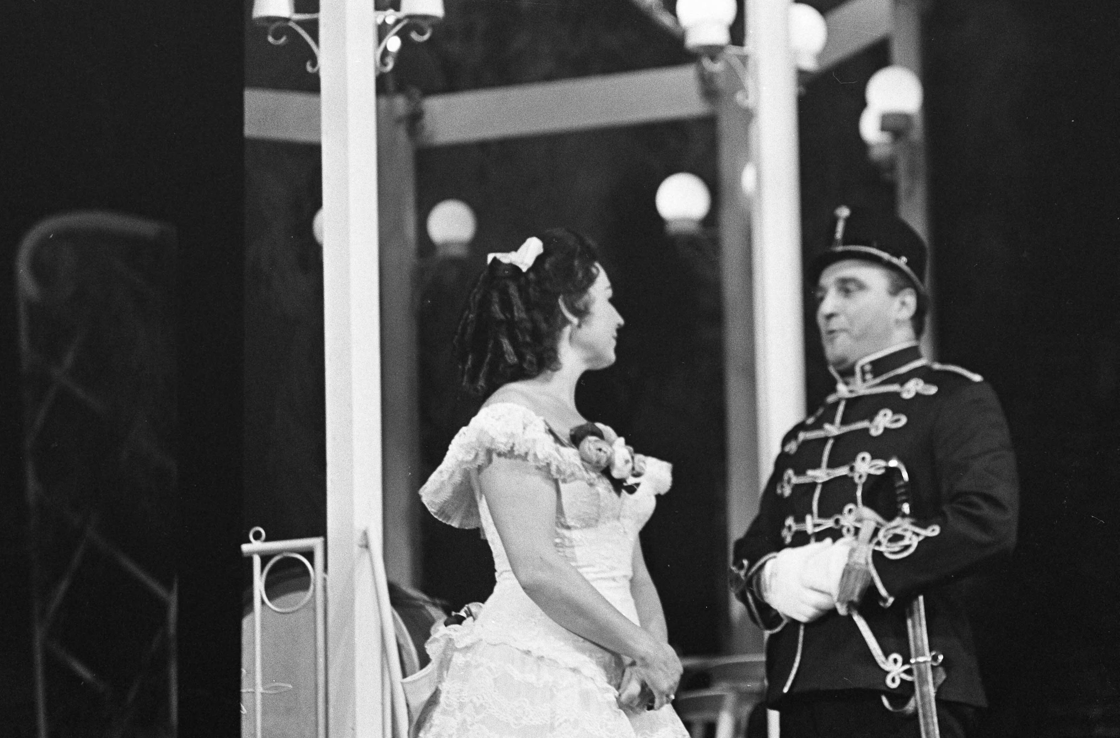 Fotocollectie Anefo — Repetitie van de operette "Ein Walzertraum" , Lizzy Schöffmann en Walter Hoffman — Foto: Evers, Joost / Anefo. Licentie: Set B: Rechtenvrij / Publiek Domein. Bron: Nationaal Archief. http://hdl.handle.net/10648/aabe68f8-d0b4-102d-bcf8-003048976d84