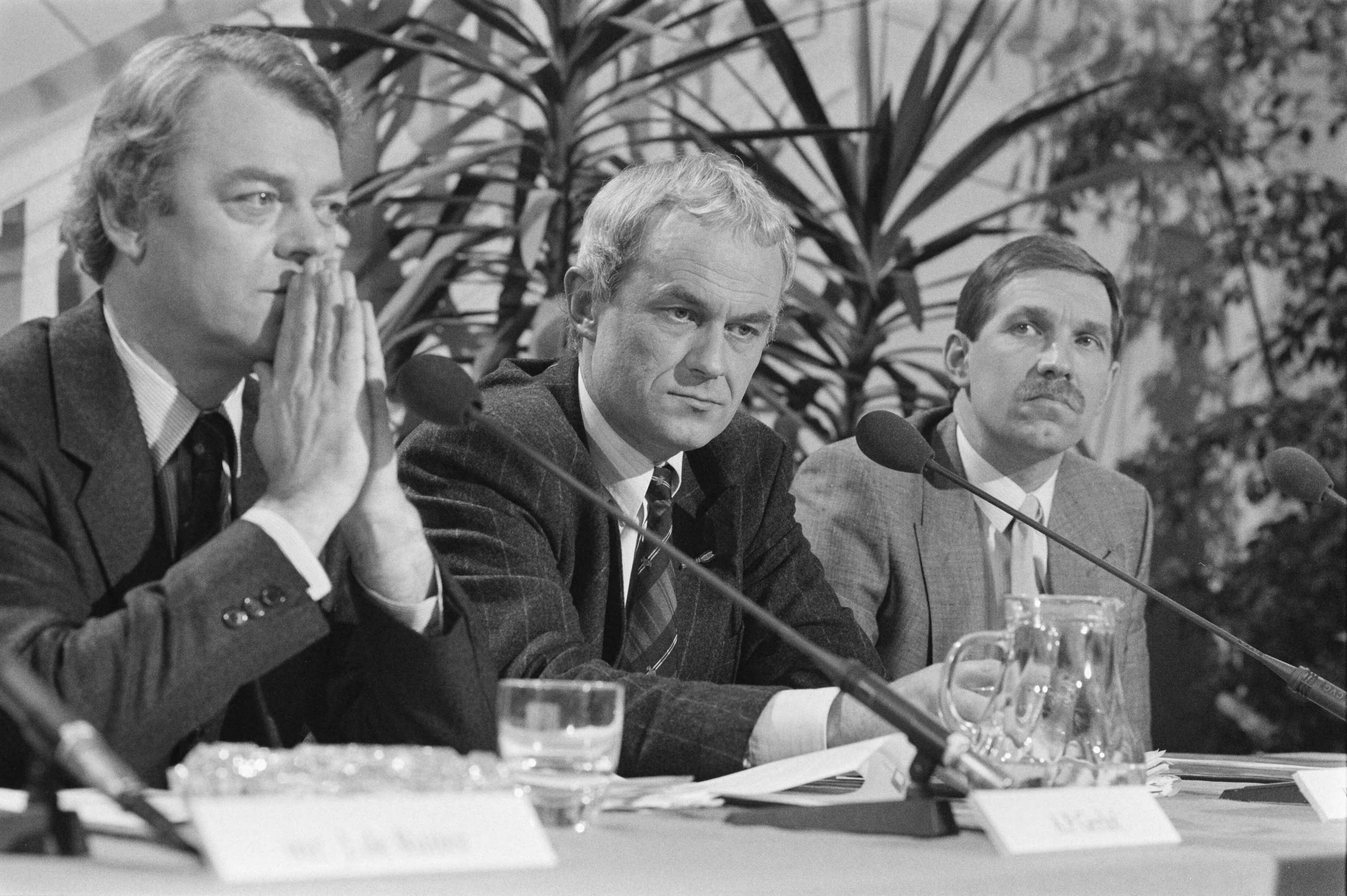 Fotocollectie Anefo — Persconferentie i.v.m. ontvoering Gerrit Jan Heijn in gemeentehuis Bloemendaal met tv-programma "Opsporing Verzocht" — Foto: Croes, Rob C. / Anefo. Licentie: Set B: Rechtenvrij / Publiek Domein. Bron: Nationaal Archief. http://hdl.handle.net/10648/ad673422-d0b4-102d-bcf8-003048976d84