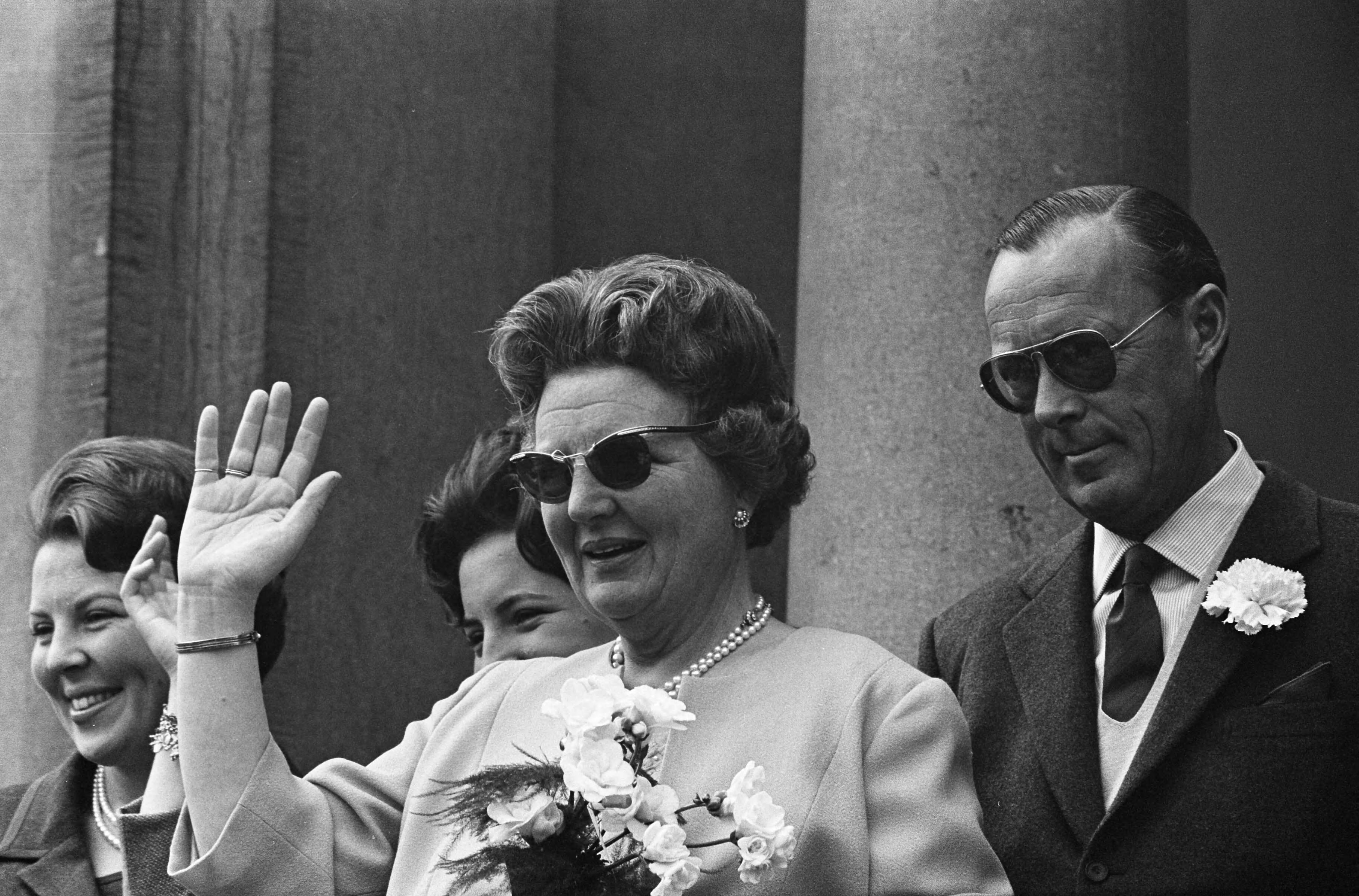 Fotocollectie Anefo — Feest op Soestdijk — Foto: Koch, Eric / Anefo. Licentie: Set B: Rechtenvrij / Publiek Domein. Bron: Nationaal Archief. http://hdl.handle.net/10648/aa34c3aa-d0b4-102d-bcf8-003048976d84