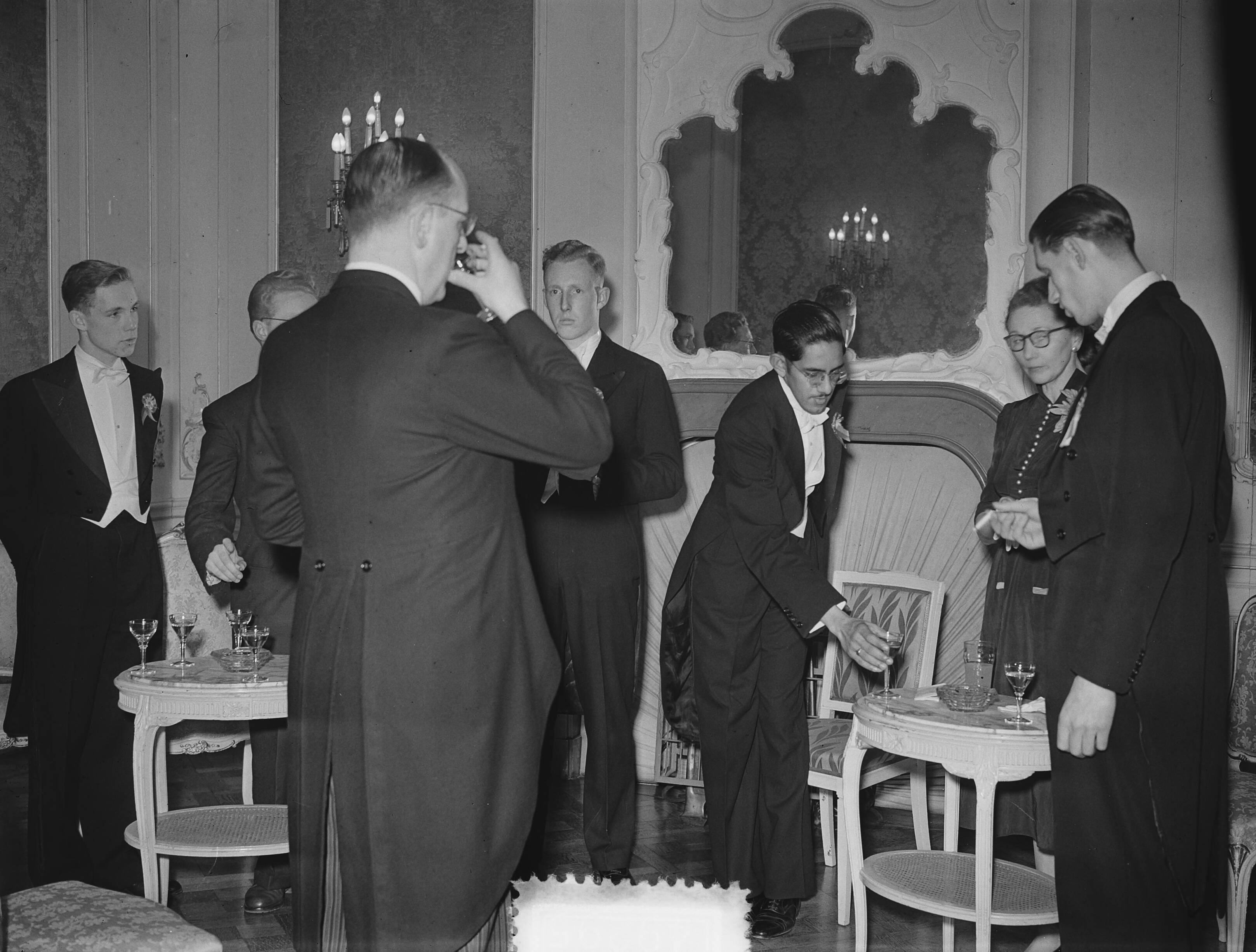 MTS Den Haag jubileum — Foto: Bilsen, Joop van / Anefo. — Licentie: Set B: Rechtenvrij / Publiek Domein. Bron: Nationaal Archief. http://hdl.handle.net/10648/a8f46220-d0b4-102d-bcf8-003048976d84