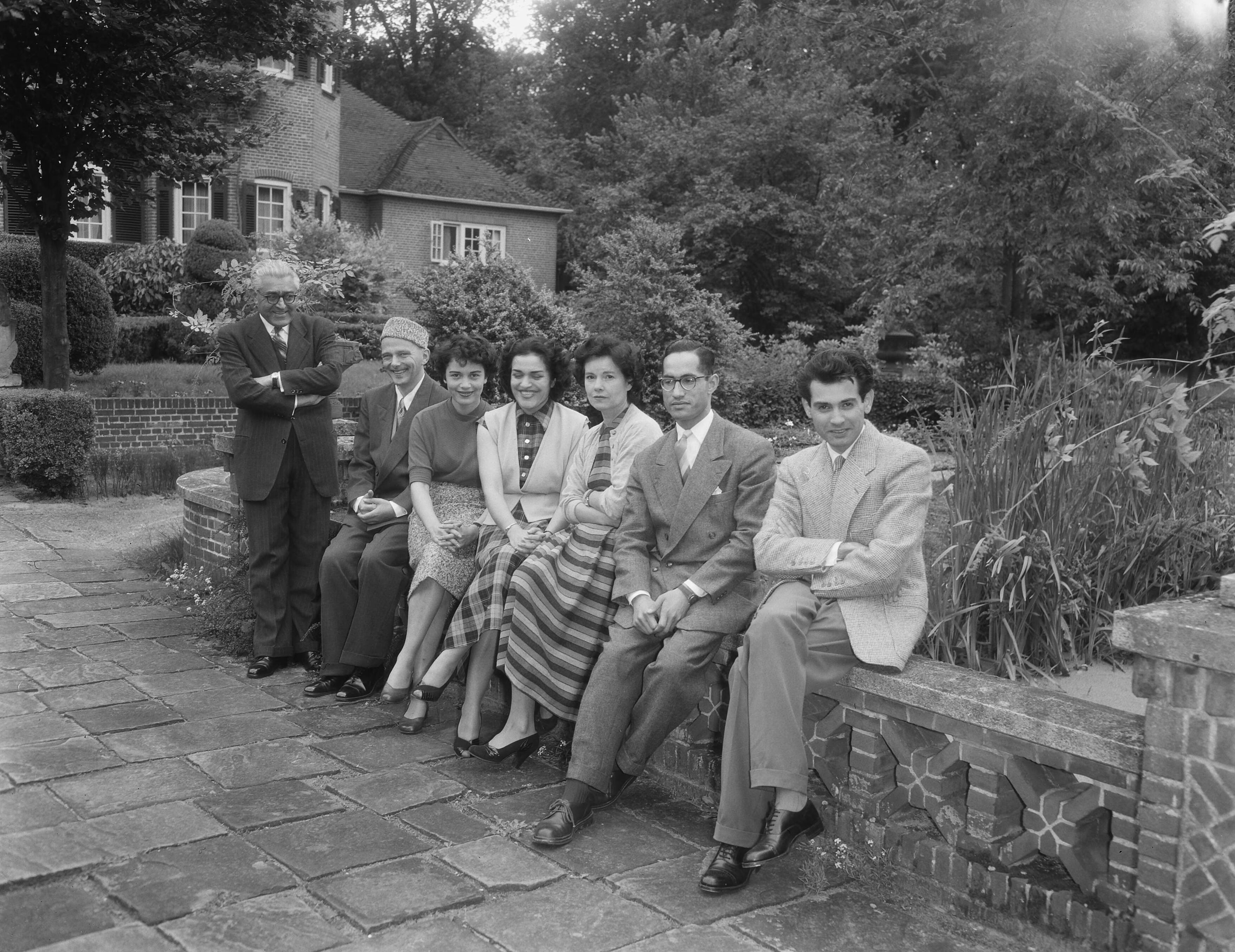 Fotocollectie Anefo — Viering in Wassenaar van de islamitische feestdag Idul Adha [Eidh al-Adha] — Foto: Duinen, G.W. van / Anefo. Licentie: Set B: Rechtenvrij / Publiek Domein. Bron: Nationaal Archief. http://hdl.handle.net/10648/a92796fe-d0b4-102d-bcf8-003048976d84