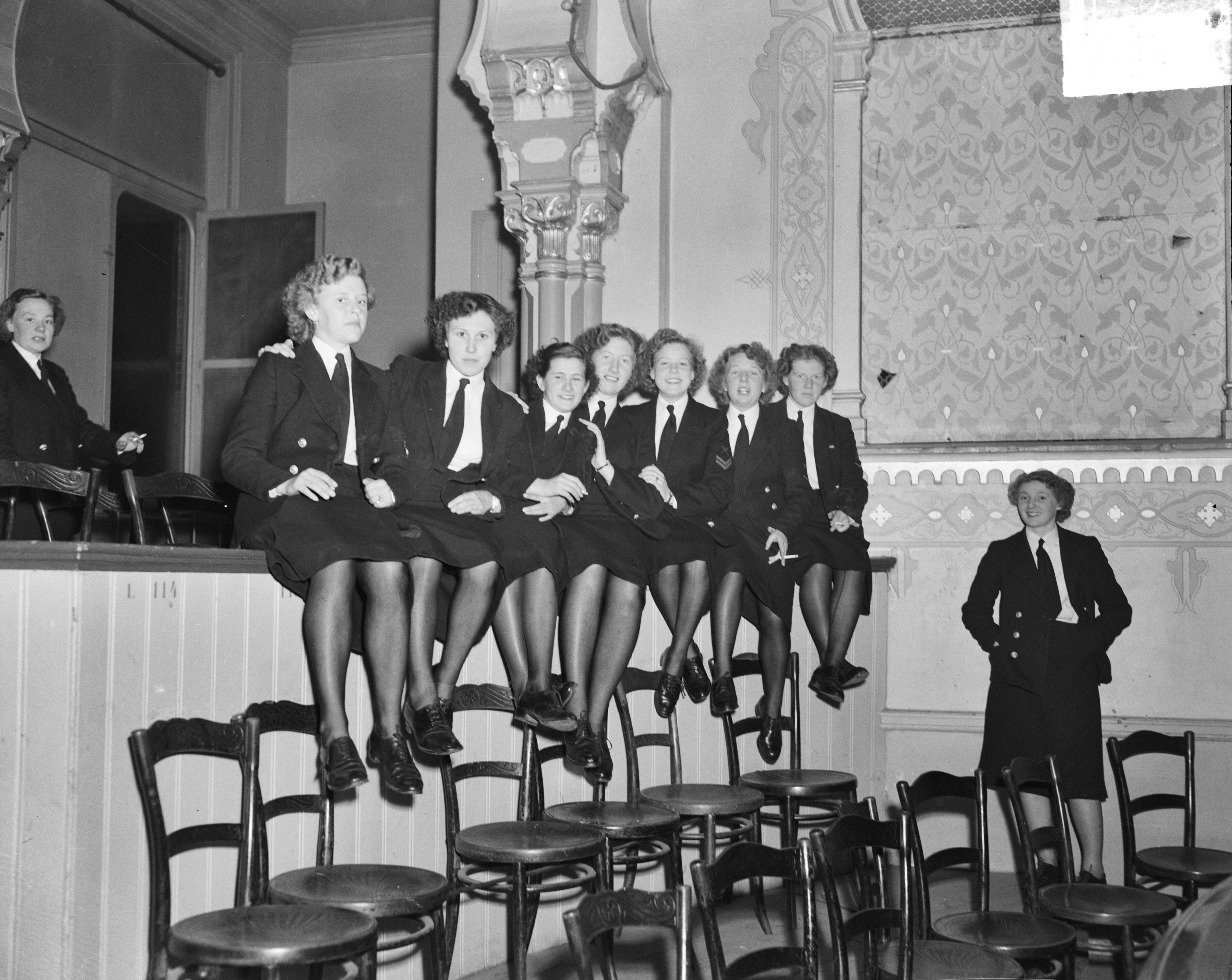 Marva 5 jaar Herdenking in Den Haag — Foto: Vermorken, […] / Anefo. — Licentie: Set B: Rechtenvrij / Publiek Domein. Bron: Nationaal Archief. http://hdl.handle.net/10648/a8d07a54-d0b4-102d-bcf8-003048976d84