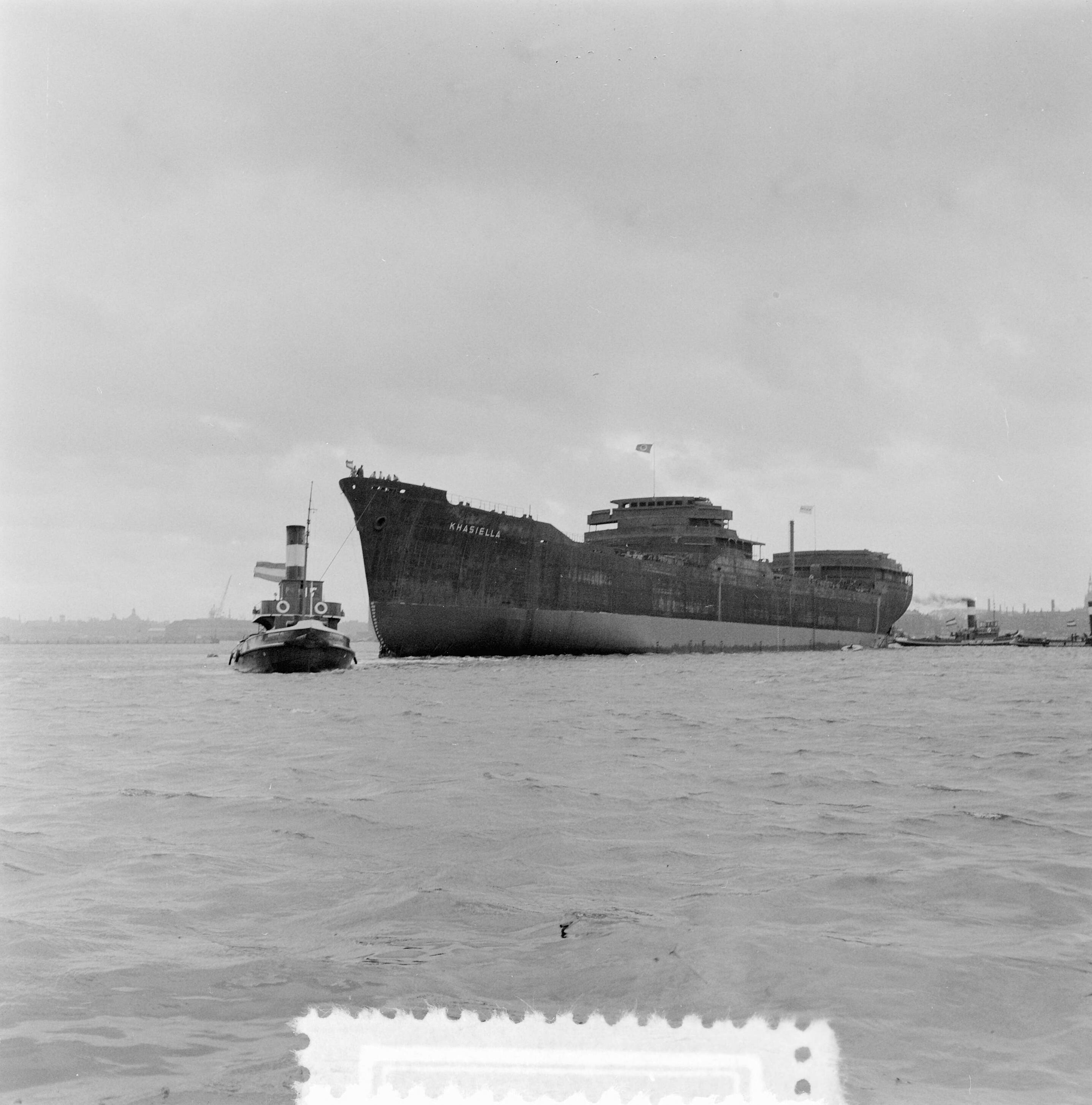 Proefvaart m.s. "Etly Danielsen" gebouwd bij de NV Zaanlandse Scheepsbouw Mij. te Zaandam — Foto: Bilsen, Joop van / Anefo. — Licentie: Set B: Rechtenvrij / Publiek Domein. Bron: Nationaal Archief. http://hdl.handle.net/10648/a94020fc-d0b4-102d-bcf8-003048976d84