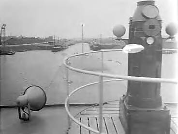 Fotocollectie Anefo — Tewaterlating kustvaarder "Castor Consol" bij de Zaanlandse Scheepsbouw Maatschappij — Foto: Bilsen, Joop van / Anefo. Licentie: Set B: Rechtenvrij / Publiek Domein. Bron: Nationaal Archief. http://hdl.handle.net/10648/a9aa5e72-d0b4-102d-bcf8-003048976d84
