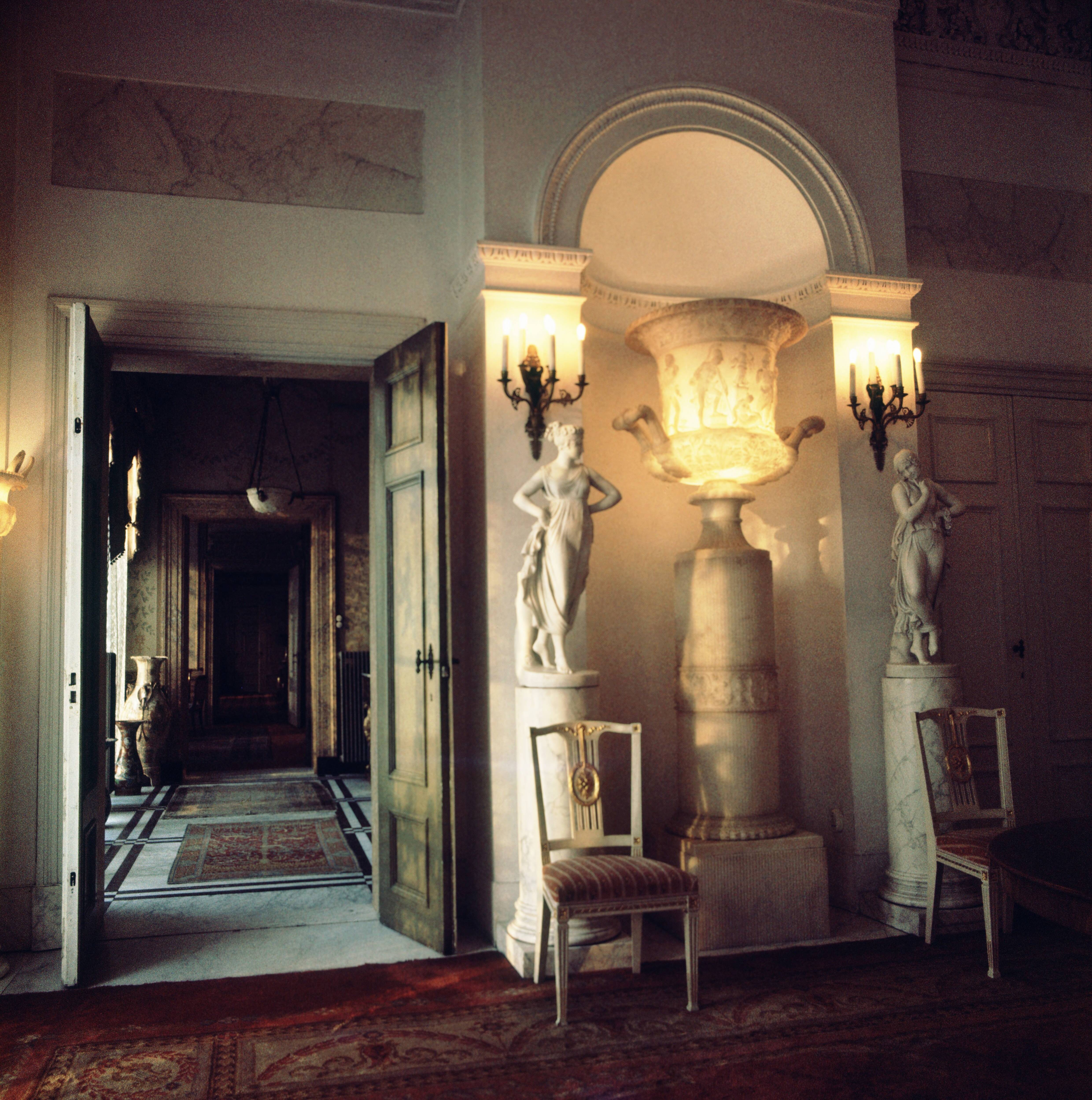 Paleis Soestdijk — Interieur — Foto: Onbekend / RVD. Licentie: Set B: Rechtenvrij / Publiek Domein. Bron: Nationaal Archief. http://hdl.handle.net/10648/afa84122-d0b4-102d-bcf8-003048976d84