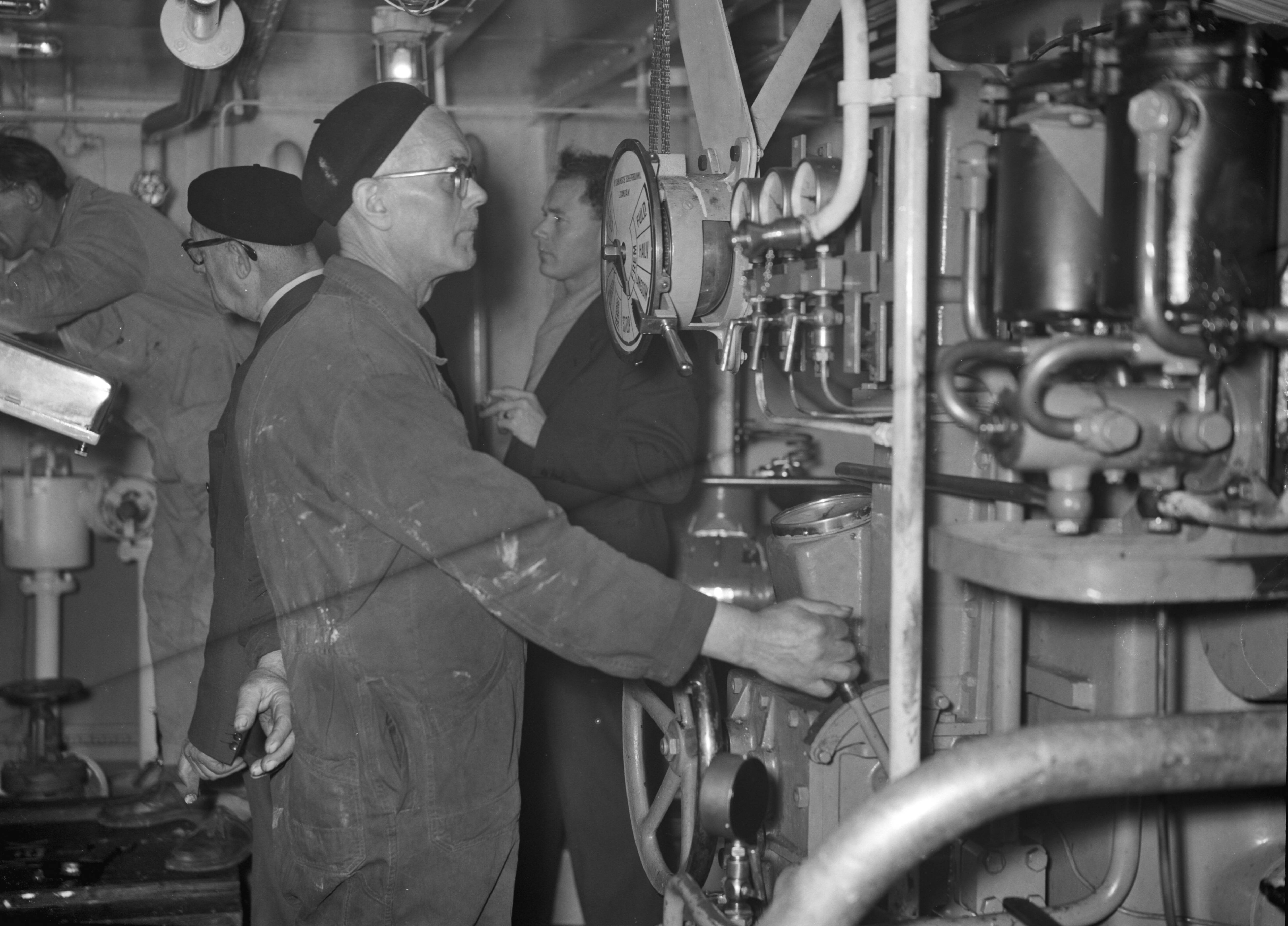 Proefvaart m.s. "Etly Danielsen" gebouwd bij de NV Zaanlandse Scheepsbouw Mij. te Zaandam — Foto: Bilsen, Joop van / Anefo. — Licentie: Set B: Rechtenvrij / Publiek Domein. Bron: Nationaal Archief. http://hdl.handle.net/10648/a940270a-d0b4-102d-bcf8-003048976d84