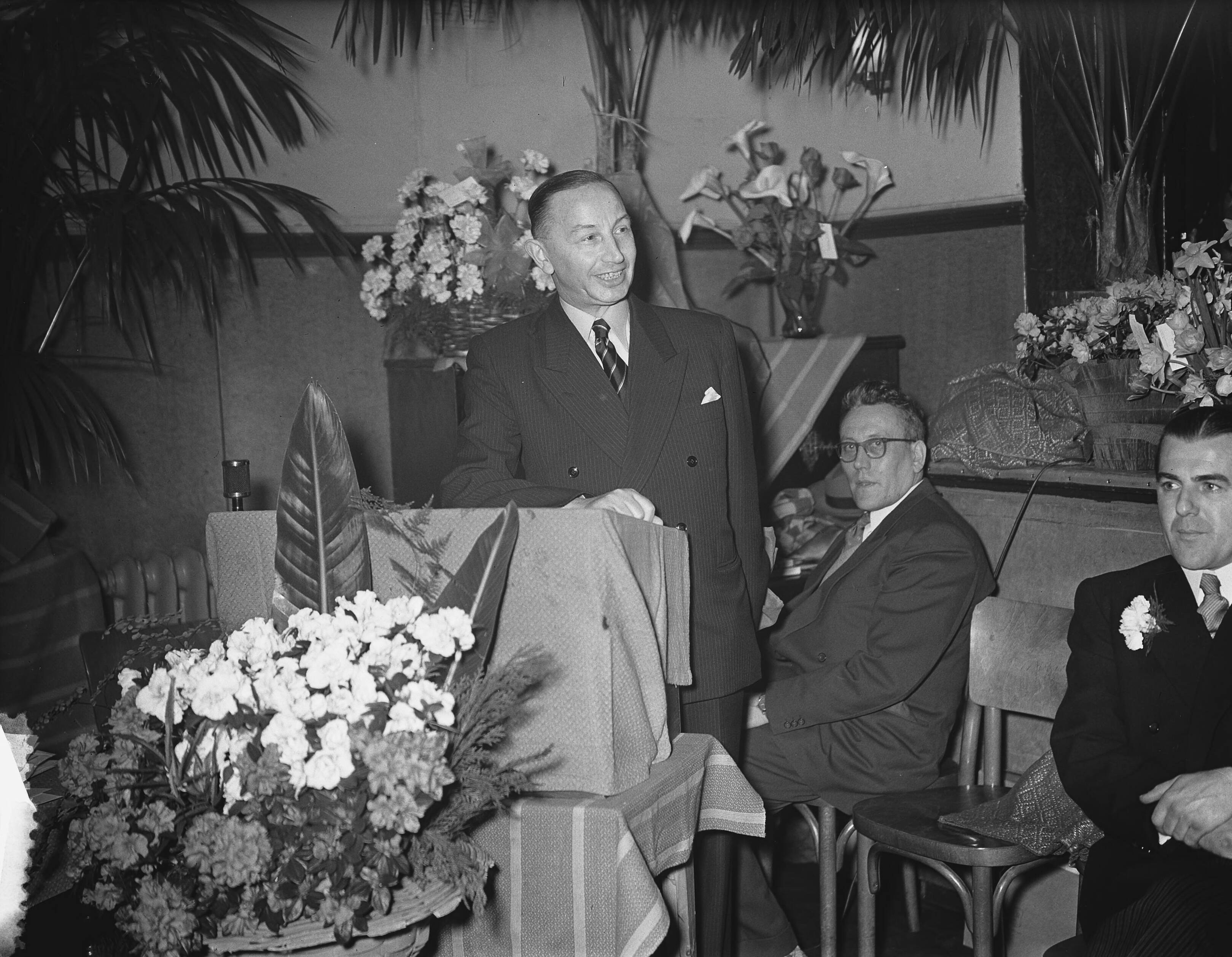50-jarig jubileum van voetbalvereniging ZFC — Foto: Bilsen, Joop van / Anefo. — Licentie: Set B: Rechtenvrij / Publiek Domein. Bron: Nationaal Archief. http://hdl.handle.net/10648/a91f83d8-d0b4-102d-bcf8-003048976d84