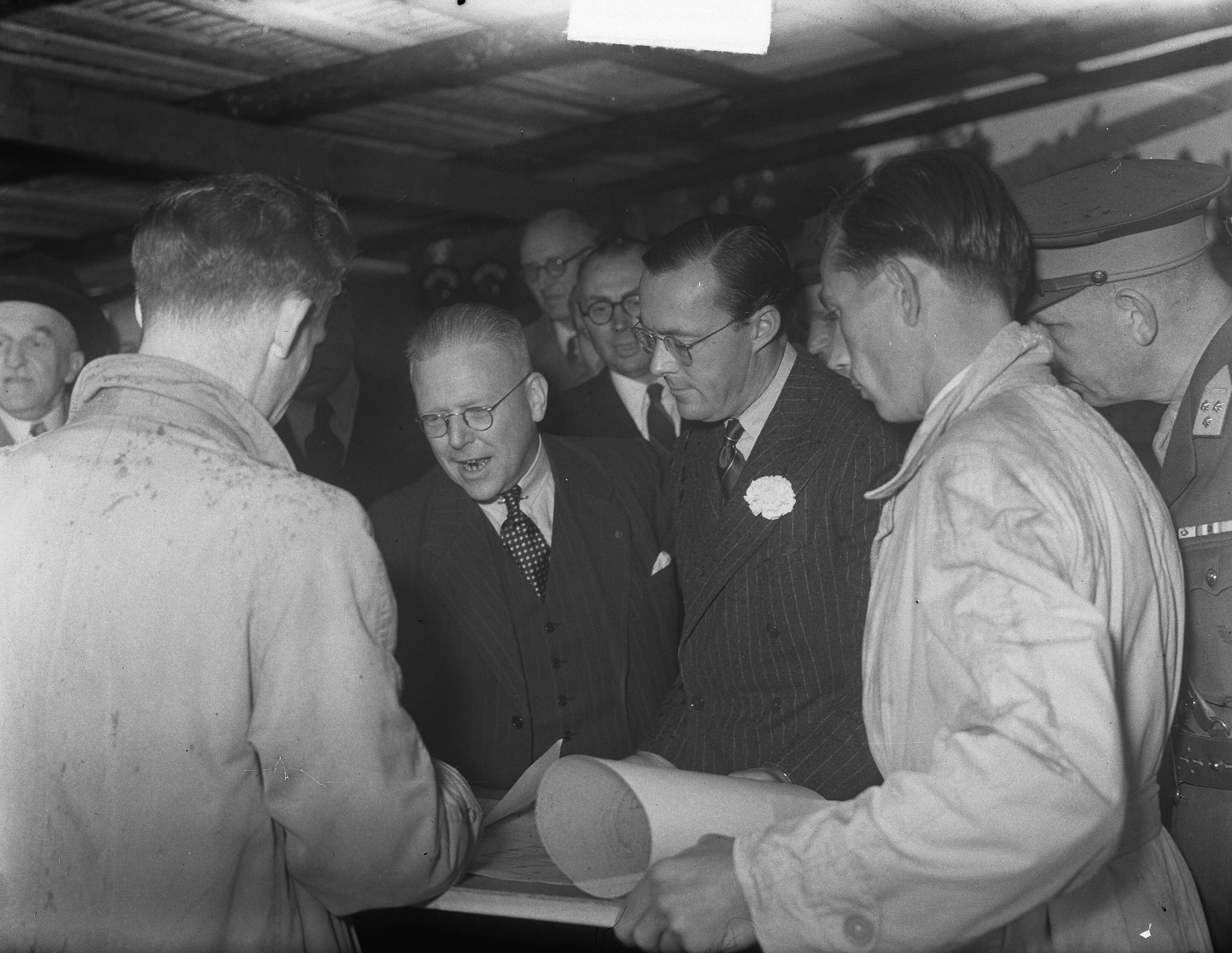 Bezoek van prins Bernhard aan Alkmaar — Prins Bernhard in Alkmaar — Foto: Pot, Harry / Anefo. Licentie: Set B: Rechtenvrij / Publiek Domein. Bron: Nationaal Archief. http://hdl.handle.net/10648/a8df06fa-d0b4-102d-bcf8-003048976d84