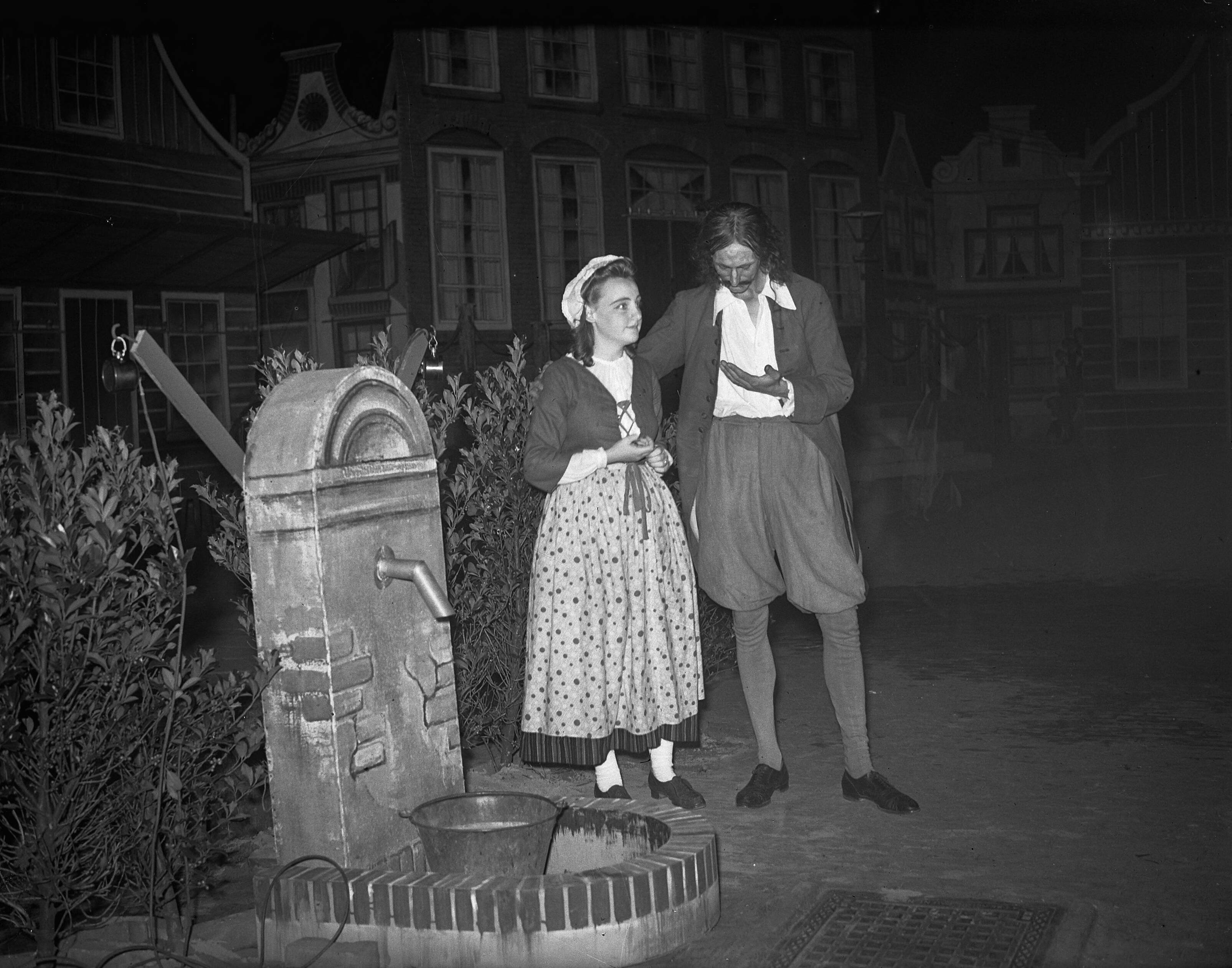 Fotocollectie Anefo — Czaar Peter Feest Zaandam — Foto: Deelen, […] van / Anefo. Licentie: Set B: Rechtenvrij / Publiek Domein. Bron: Nationaal Archief. http://hdl.handle.net/10648/a8aba5a8-d0b4-102d-bcf8-003048976d84
