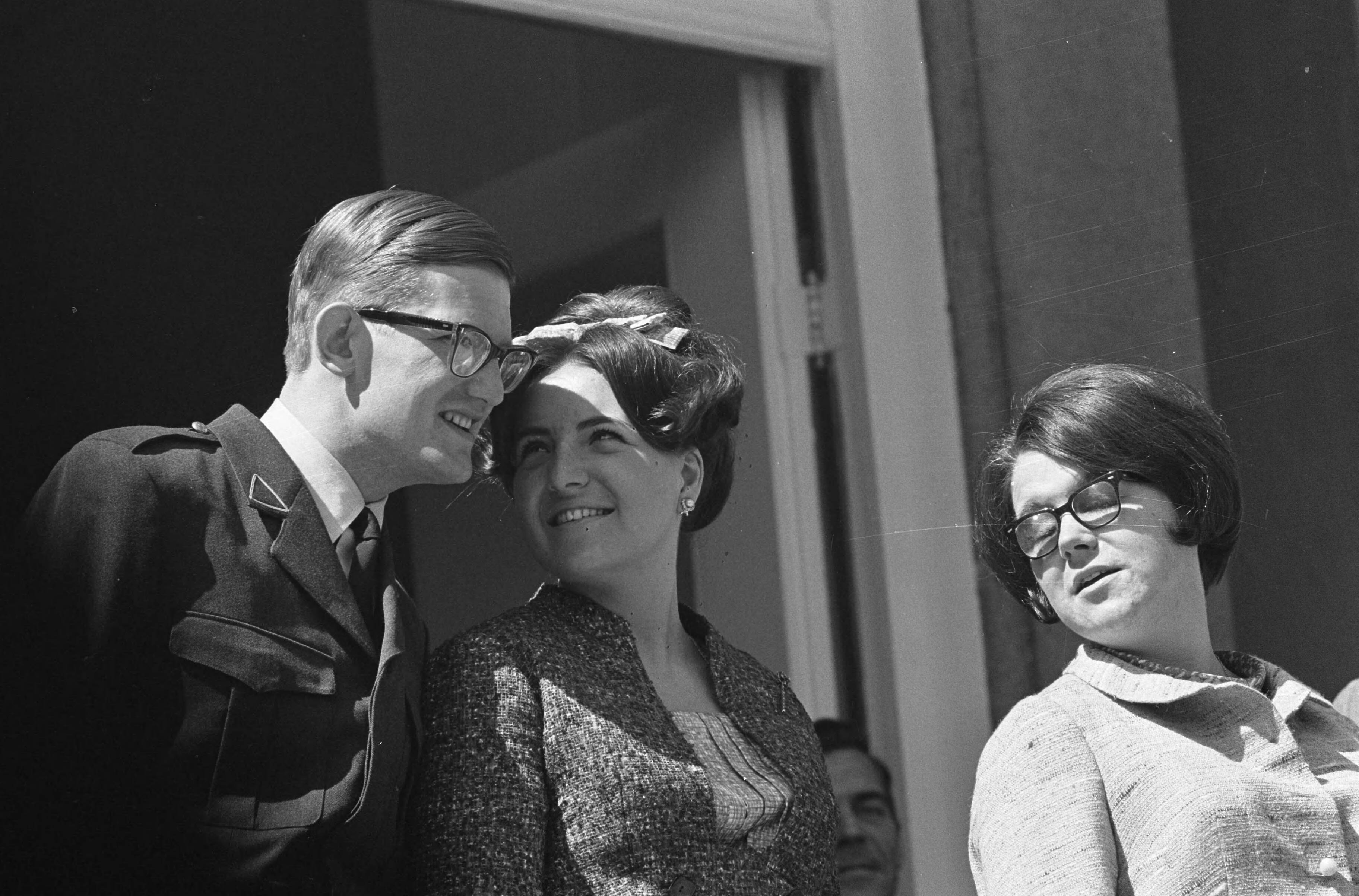 Fotocollectie Anefo — Koninginnedag, defilee op Soestdijk, prinses Margriet en Pieter (kop) — Foto: Evers, Joost / Anefo. Licentie: Set B: Rechtenvrij / Publiek Domein. Bron: Nationaal Archief. http://hdl.handle.net/10648/aae7d602-d0b4-102d-bcf8-003048976d84