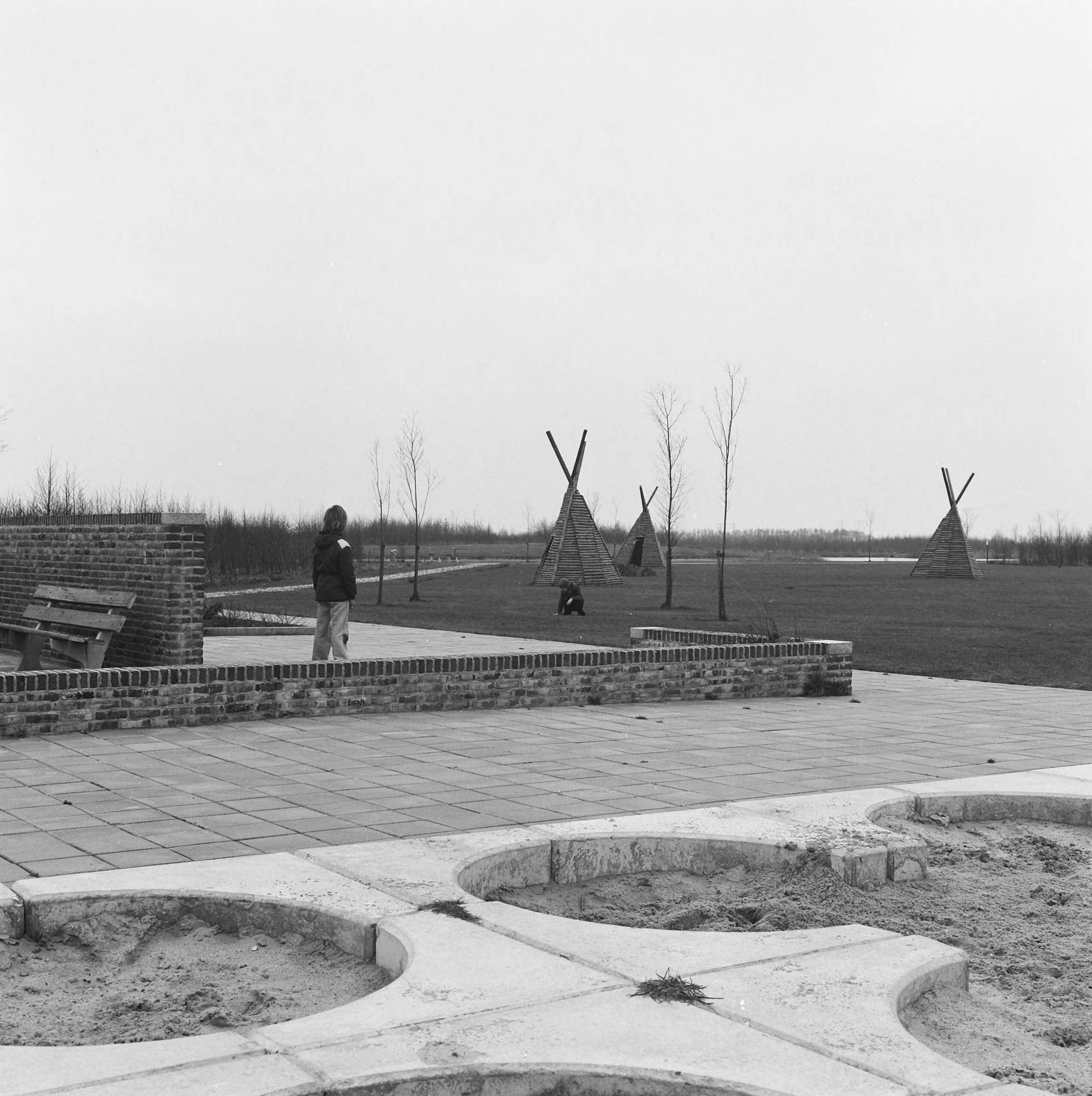 Fotocollectie Nederlandse Heidemaatschappij — Recreatiecomplex "de kleine wielen" Groene Ster gem. Leeuwarden — Foto: Fotograaf Onbekend / Heidemij. Licentie: Set B: Rechtenvrij / Publiek Domein. Bron: Nationaal Archief. http://hdl.handle.net/10648/ae8348aa-d0b4-102d-bcf8-003048976d84