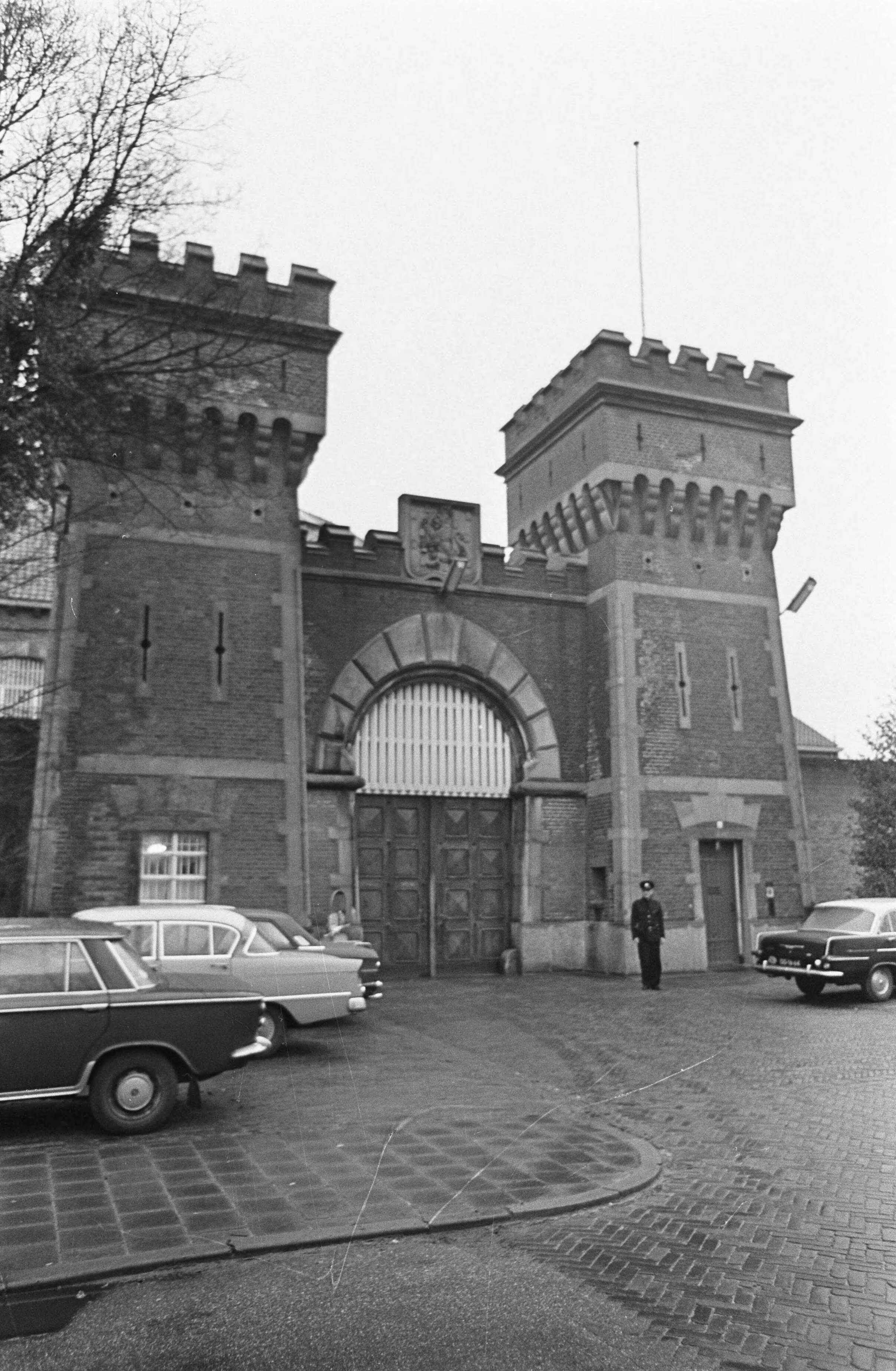 Fotocollectie Anefo — Gevangenis te Breda, in en exterieurs — Foto: Nijs, Jac. de / Anefo. Licentie: Set B: Rechtenvrij / Publiek Domein. Bron: Nationaal Archief. http://hdl.handle.net/10648/ab0fb7b2-d0b4-102d-bcf8-003048976d84