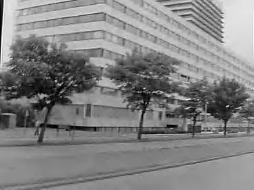 Fotocollectie Rijksvoorlichtingsdienst Eigen — Ministerie van W.V.C., Exterieur — Foto: Veltmeijer, H.A. / RVD. Licentie: Set B: Rechtenvrij / Publiek Domein. Bron: Nationaal Archief. http://hdl.handle.net/10648/af7db682-d0b4-102d-bcf8-003048976d84