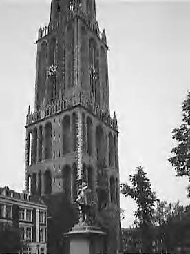 Fotocollectie Rijksvoorlichtingsdienst Eigen — Dia's domtoren Utrecht [doorlopende serie van 2] — Foto: Schuurman, Ralph L. / RVD. Licentie: Set B: Rechtenvrij / Publiek Domein. Bron: Nationaal Archief. http://hdl.handle.net/10648/af7014f0-d0b4-102d-bcf8-003048976d84