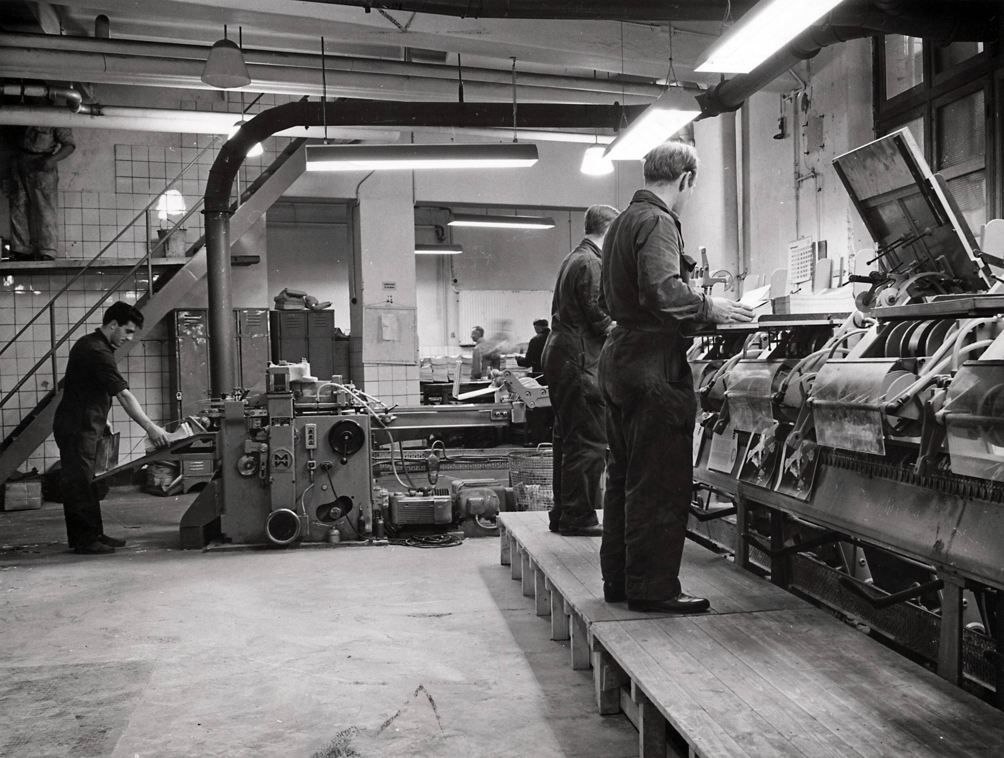 Collectie nader te bepalen — [Serie Bedrijfsvoering Spaarnestad] — Foto: Fotograaf Onbekend / Fotobureau onbekend / Spaarnestad Photo (05887). Licentie: Set B: Rechtenvrij / Publiek Domein. Bron: Nationaal Archief. http://hdl.handle.net/10648/35429da6-42b1-a382-e063-6df0900a6686