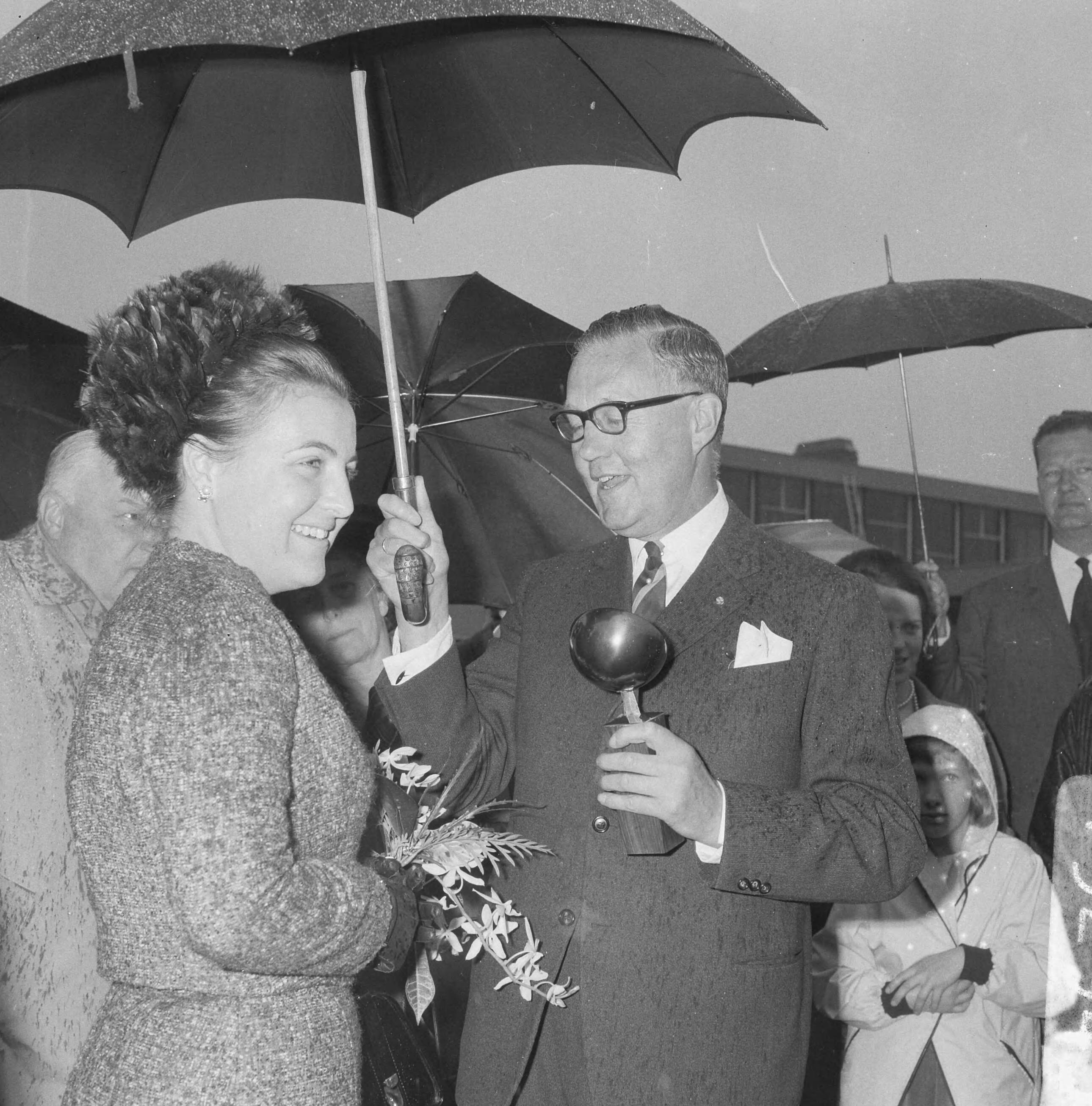 Fotocollectie Anefo — Prinses Margriet opende LTS te Soest — Foto: Kroon, Ron / Anefo. Licentie: Set B: Rechtenvrij / Publiek Domein. Bron: Nationaal Archief. http://hdl.handle.net/10648/aaf050d4-d0b4-102d-bcf8-003048976d84