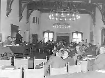 Fotocollectie Anefo — Internationaal Ruimtevaartcongres. Bespreking ruimtevaartwetgeving in de Ridderzaal te Den Haag. Overzicht tijden toespraak van Andrew G. Haley — Foto: Behrens, Herbert F. / Anefo. Licentie: Set B: Rechtenvrij / Publiek Domein. Bron: Nationaal Archief. http://hdl.handle.net/10648/a98368ee-d0b4-102d-bcf8-003048976d84