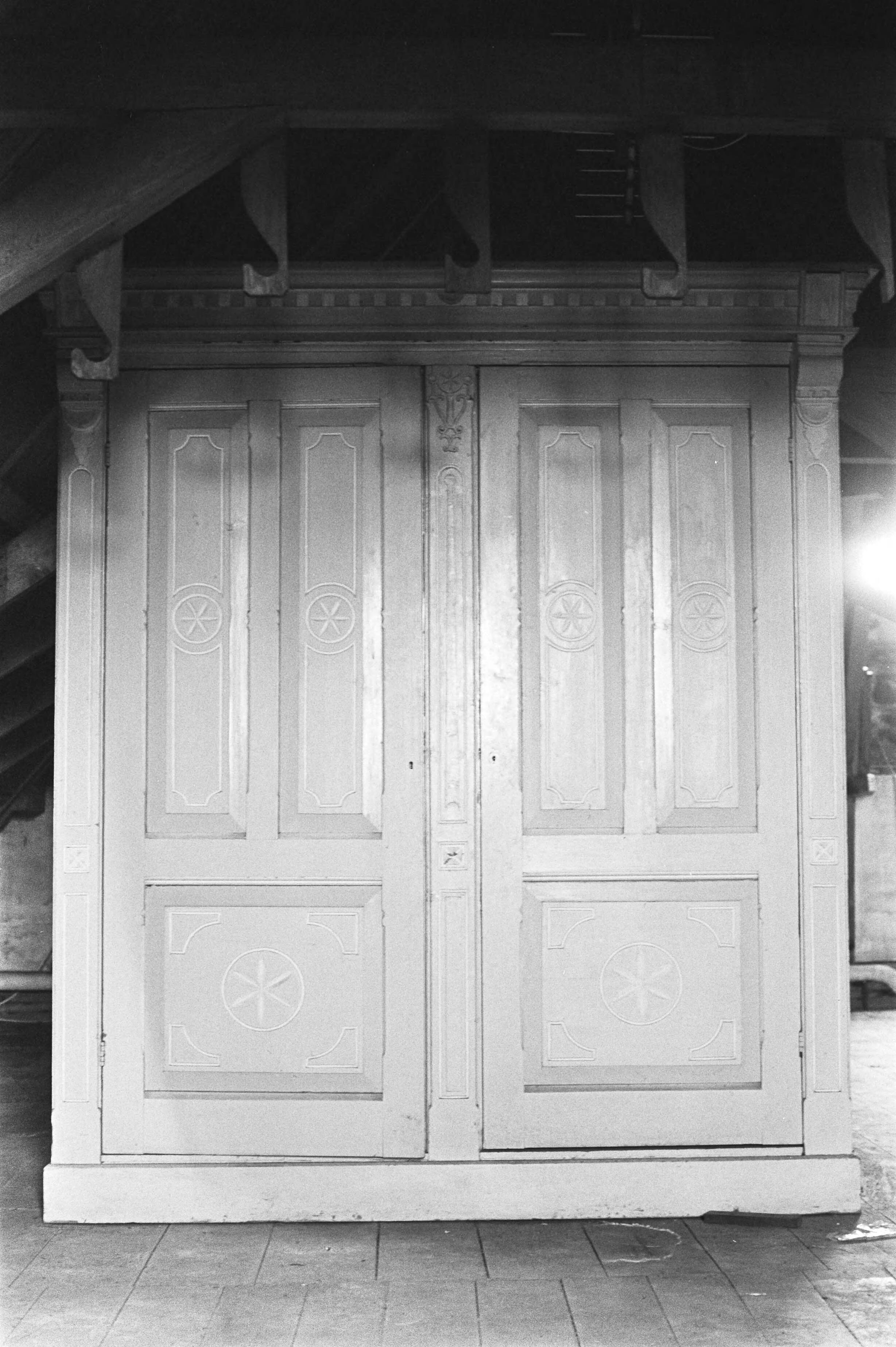 Fotocollectie Anefo — Pand Edam, opdracht Westzijde — Foto: Suyk, Koen / Anefo. Licentie: Set B: Rechtenvrij / Publiek Domein. Bron: Nationaal Archief. http://hdl.handle.net/10648/acb555cc-d0b4-102d-bcf8-003048976d84