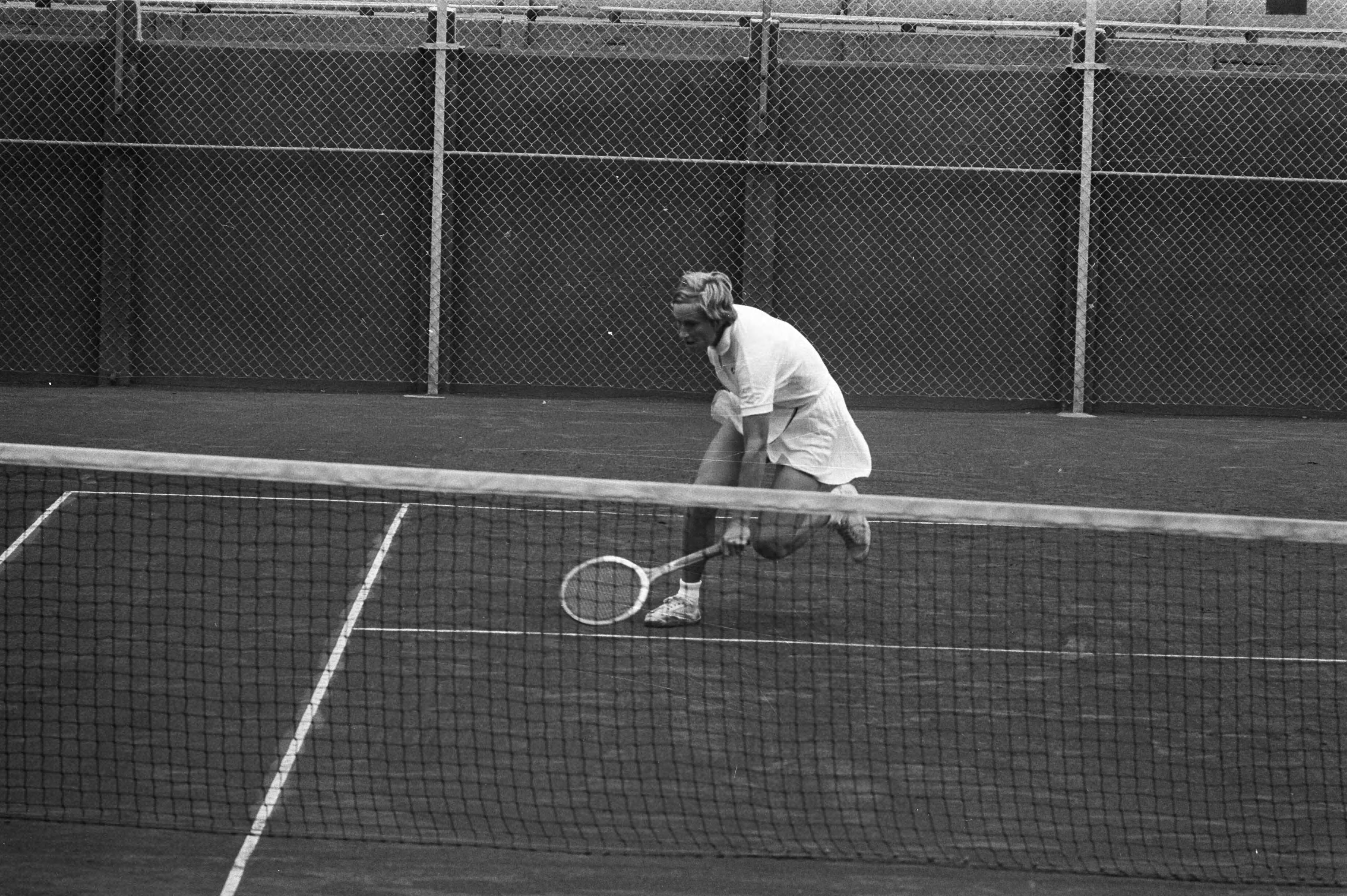 Fotocollectie Anefo — Nederlandse tenniskampioenschappen 1971 Scheveningen — Foto: Punt, W. / Anefo. Licentie: Set B: Rechtenvrij / Publiek Domein. Bron: Nationaal Archief. http://hdl.handle.net/10648/abc9c8dc-d0b4-102d-bcf8-003048976d84