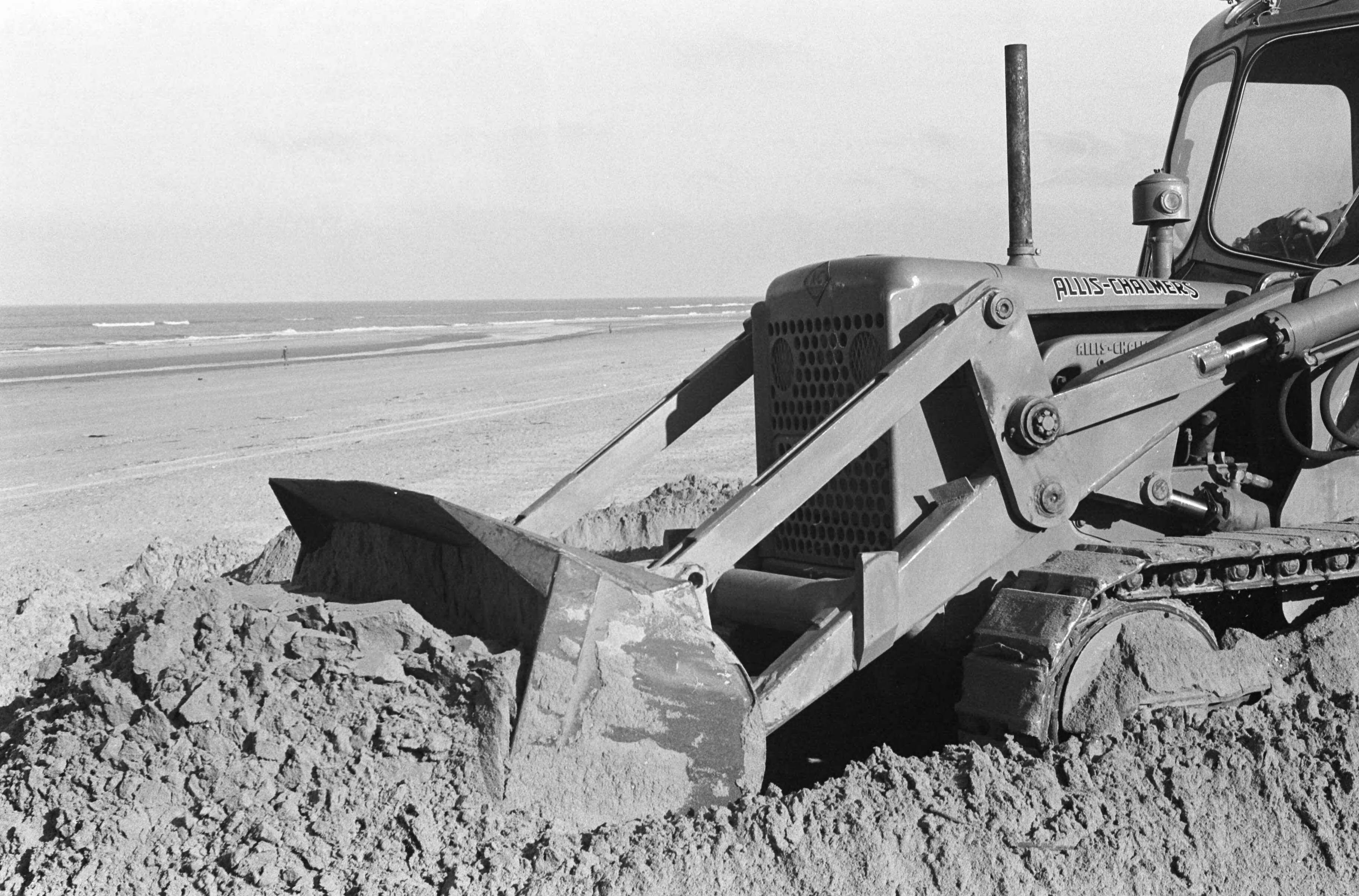 Fotocollectie Anefo — Bijna zomer in Zandvoort — Foto: Pot, Harry / Anefo. Licentie: Set B: Rechtenvrij / Publiek Domein. Bron: Nationaal Archief. http://hdl.handle.net/10648/a9f9fce8-d0b4-102d-bcf8-003048976d84