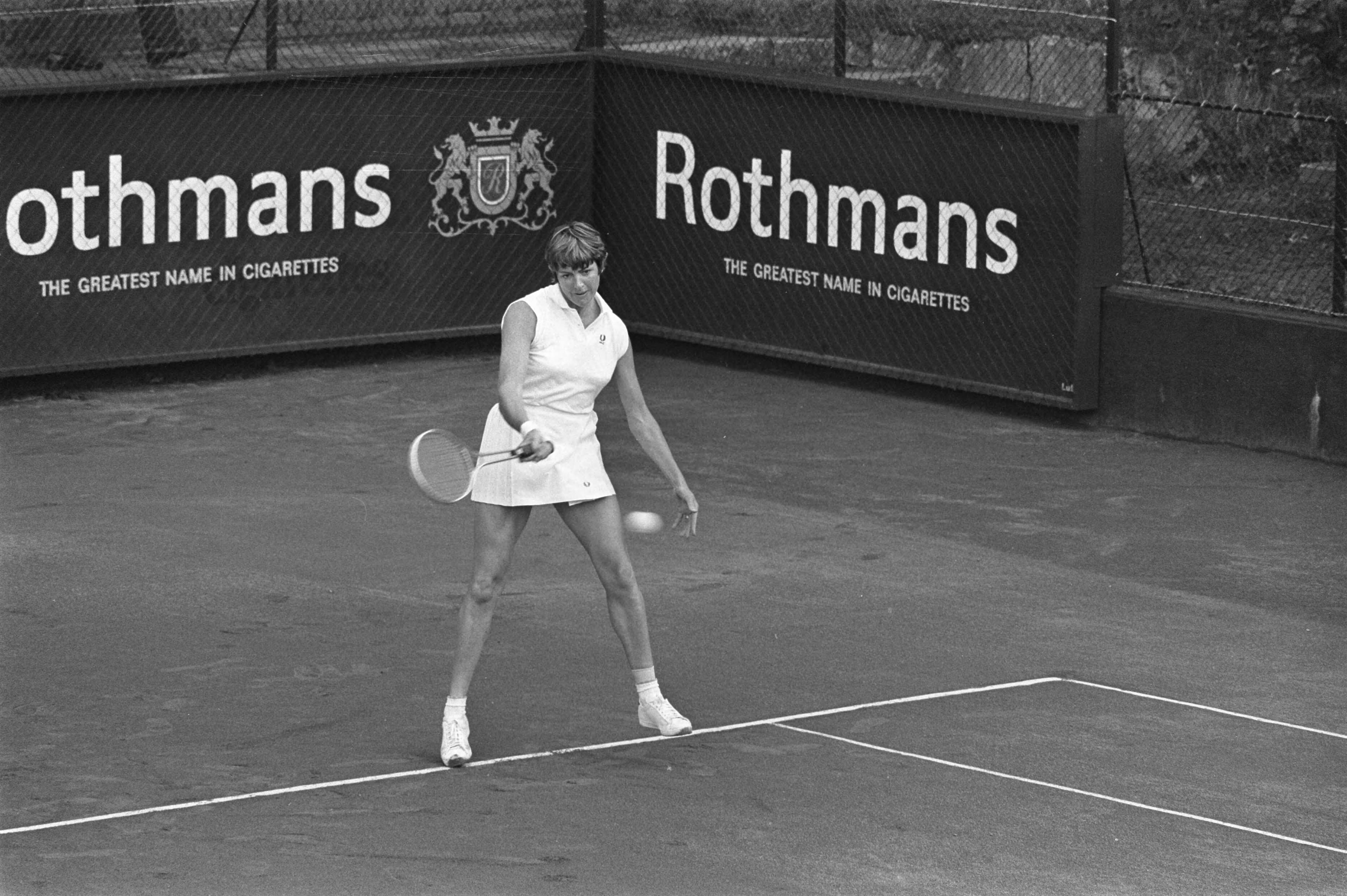 Fotocollectie Anefo — Internationale tenniskampioenschappen in Hilversum ( t Melkhuisje ); Margareth Court in aktie — Foto: Verhoeff, Bert / Anefo. Licentie: Set B: Rechtenvrij / Publiek Domein. Bron: Nationaal Archief. http://hdl.handle.net/10648/ab9de8d4-d0b4-102d-bcf8-003048976d84