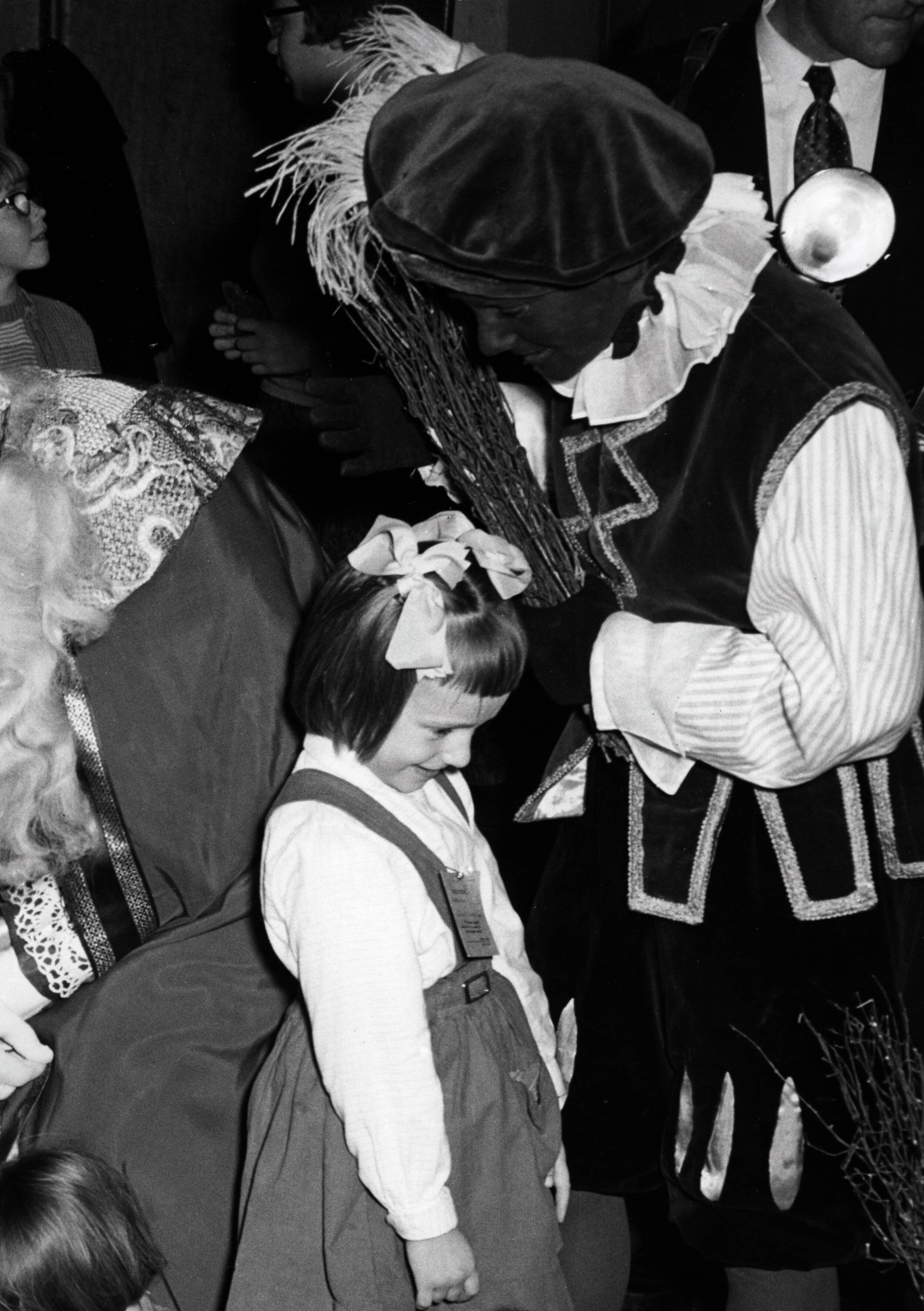 Collectie nader te bepalen — Serie: Sinterklaasfeest van N.V. De Spaarnestad — Foto: Fotograaf Onbekend / Fotobureau onbekend / Spaarnestad Photo (05887). Licentie: Set B: Rechtenvrij / Publiek Domein. Bron: Nationaal Archief. http://hdl.handle.net/10648/35429da6-3b9f-a382-e063-6df0900a6686
